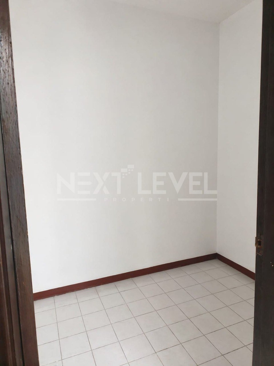 Dijual Rumah Wbm Royal Palais Minimalis Strategis Siap Huni
