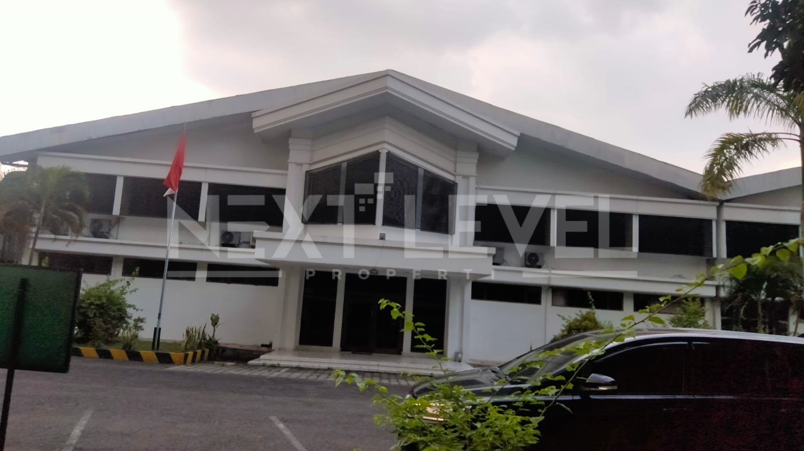 Di sewakan Gudang Berbek industri