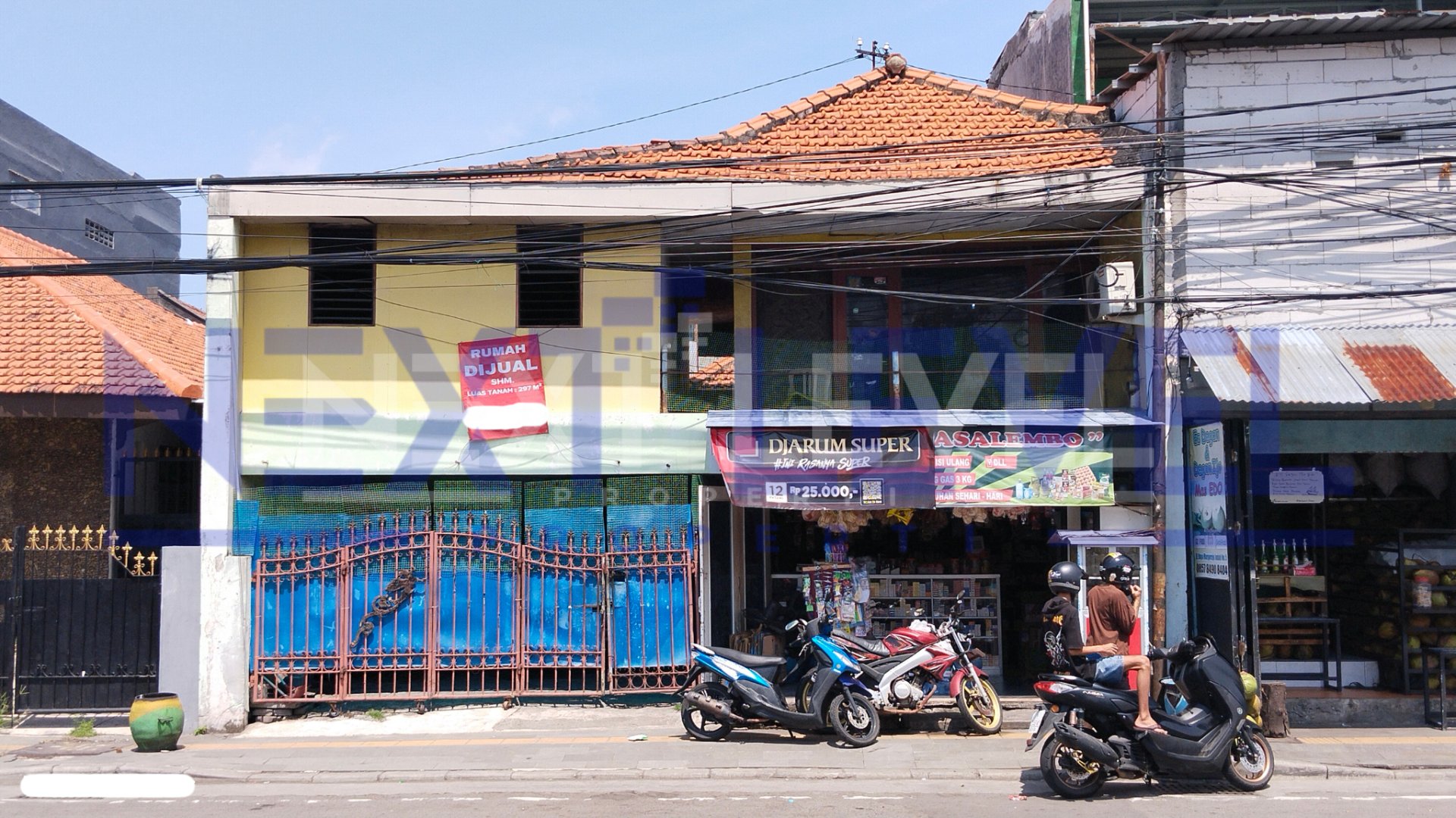 DIJUAL Rumah 2 Lantai Dekat Jalan Raya, (9 x 33) M², di Margorejo Indah - SURABAYA