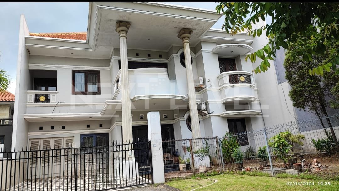DIJUAL RUMAH GRAHA FAMILI SURABAYA SIAP HUNI