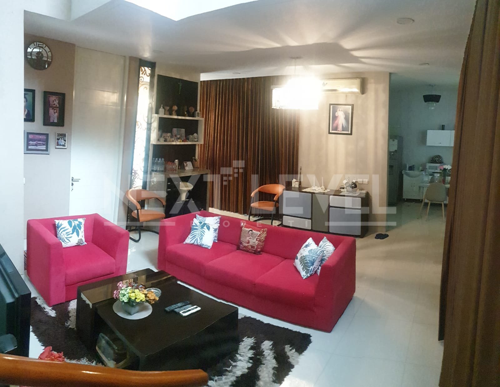 DIJUAL RUMAH PAKUWON INDAH BAGUS TERAWAT FULL FURNISH