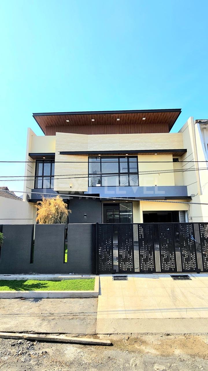 NEW PROJECT!!! Rumah Minimalis Tengah Kota Kompleks Elite, Aman dan Bebas Banjir