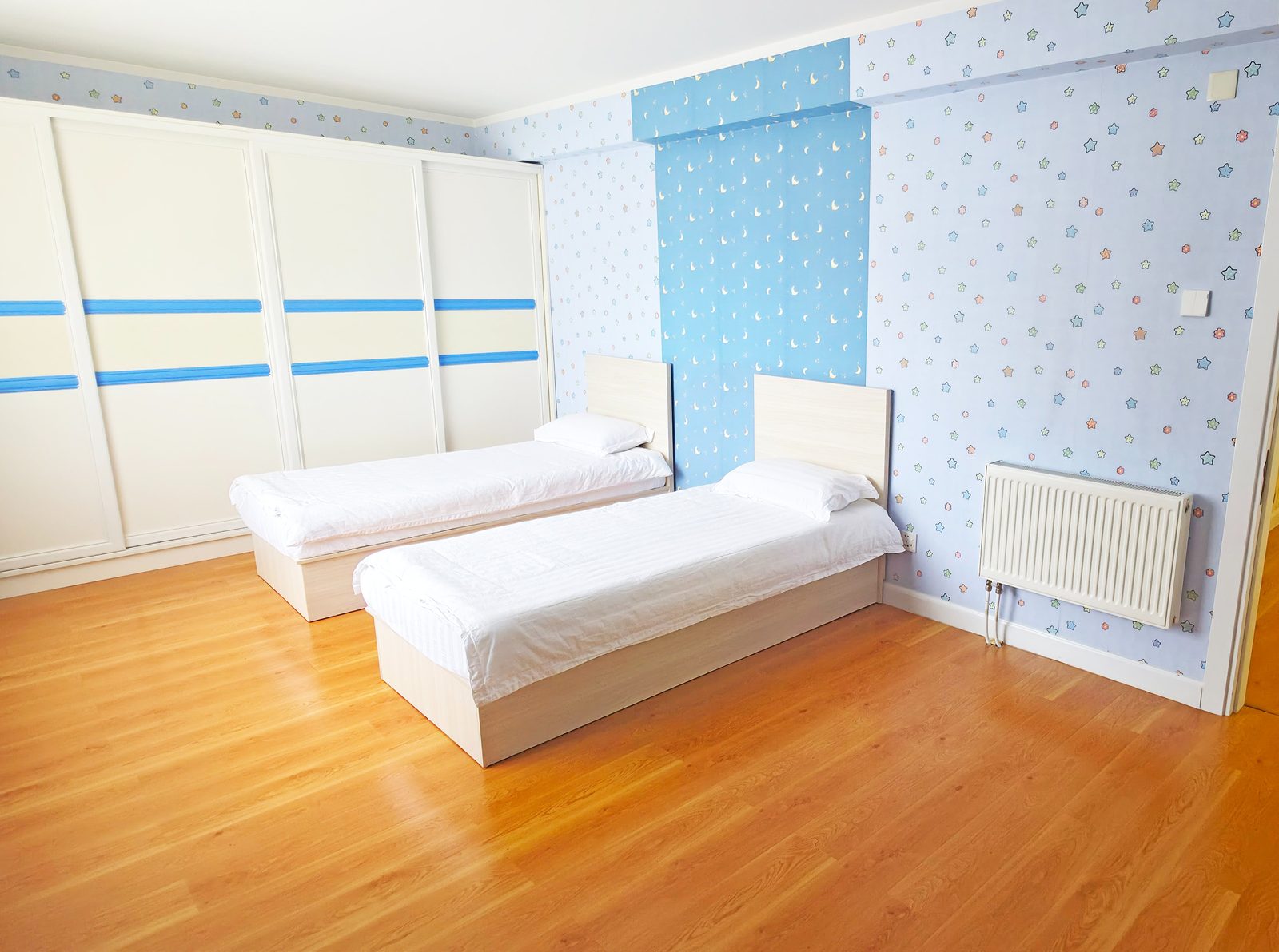 Kids' room, 2 beds and sofa bed