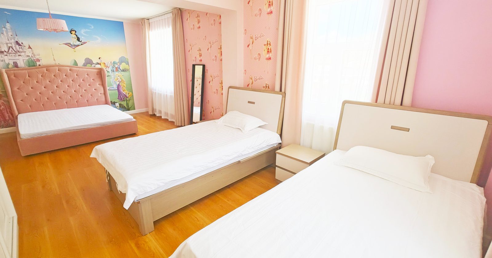 Kids' room, 1 double and 2 single beds