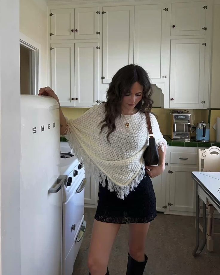 Vintage Shawl Outfit, Shawl Aestheti &hellip;