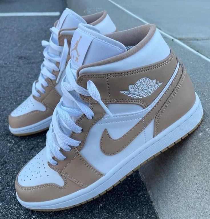 Jordans Beige, Brown Nike Jordans, B &hellip;