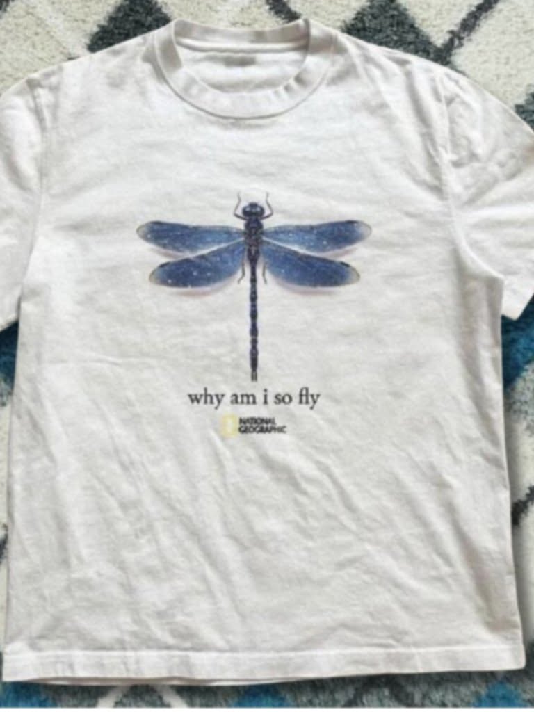 Gildan Shirts, Minimal Dragonfly Nat …