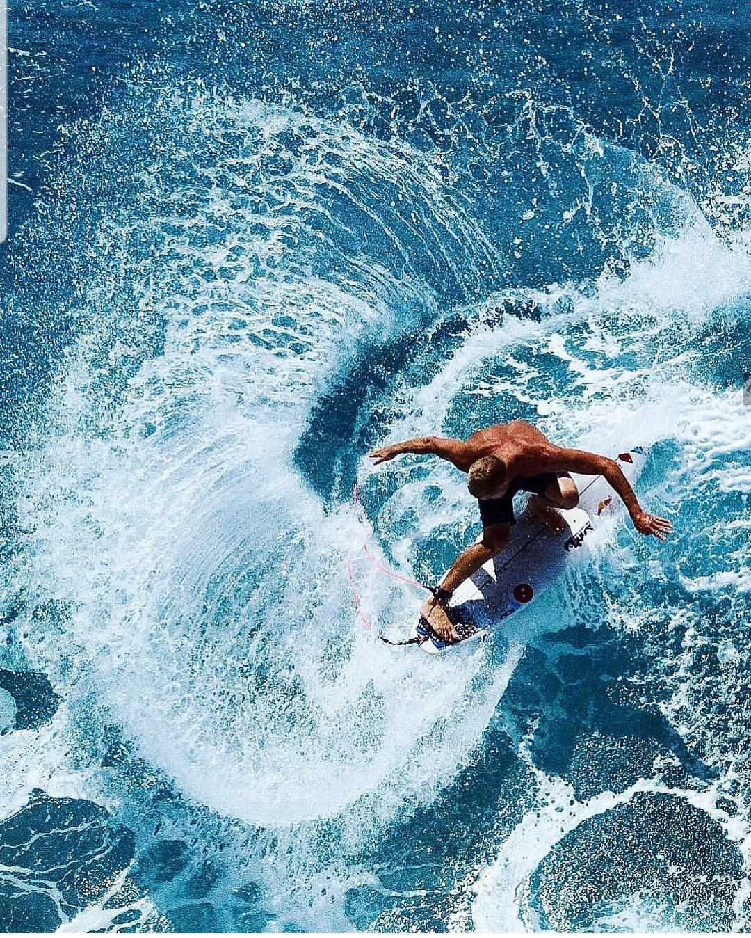 Retro Surfer Riding Wave Poster, Oce …