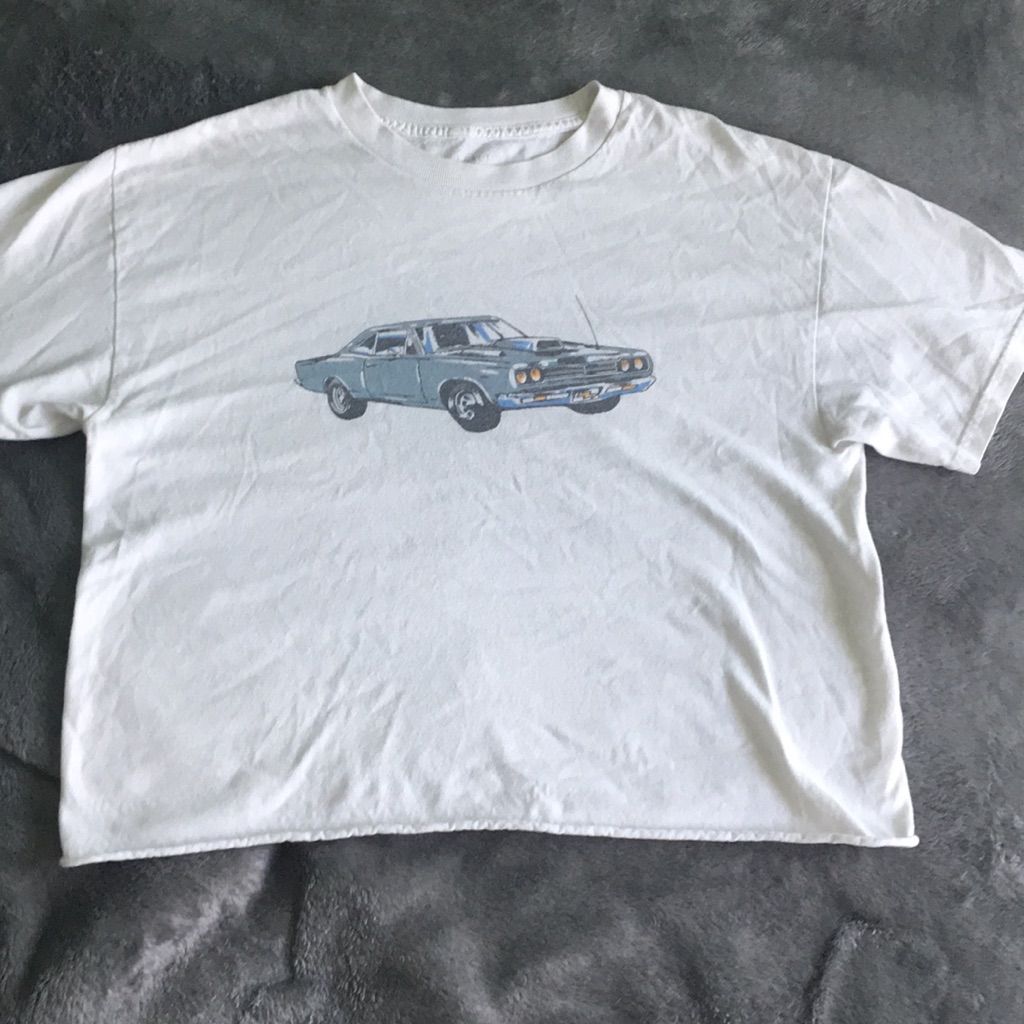 Brandy Melville Motor Show t-shirt, …