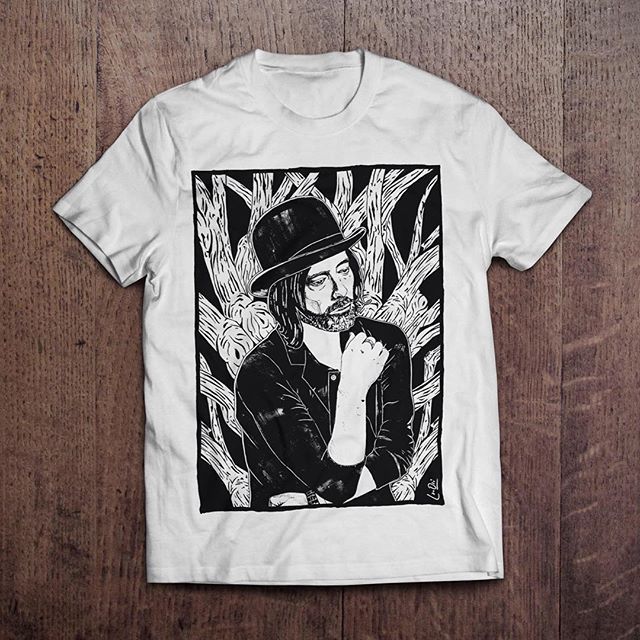 Witch Hat Woman Illustration T-Shirt …