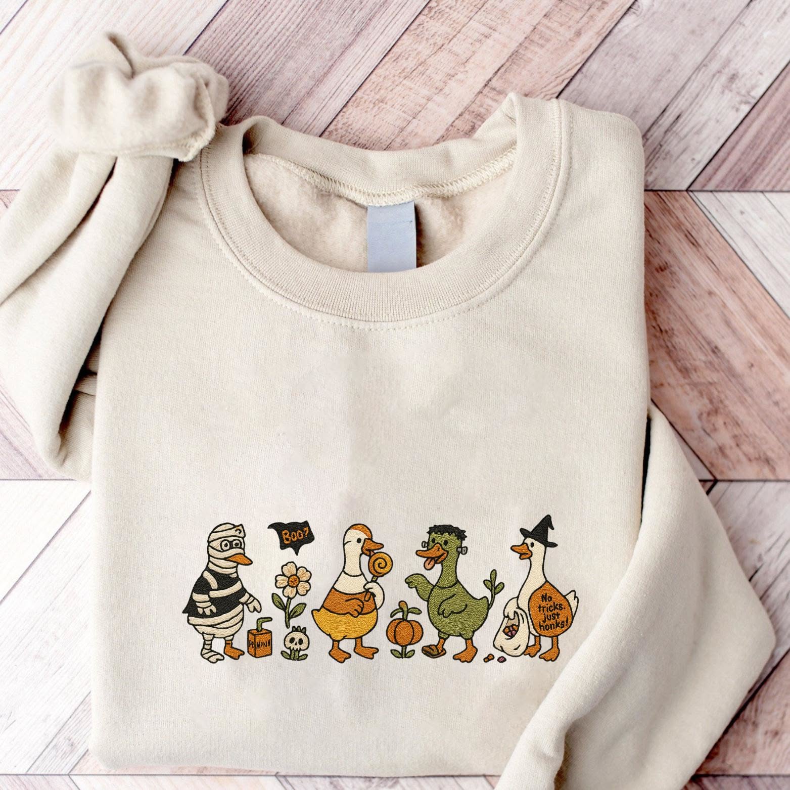 Halloween Goose Embroidered Sweatshi …