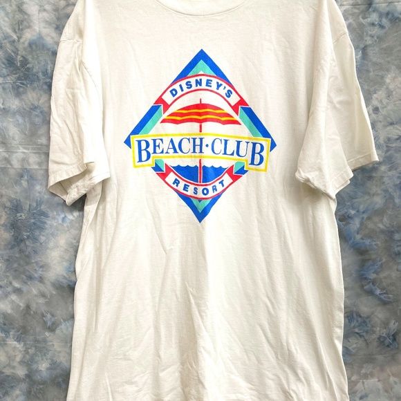 Vintage Beach Club Resort T-Shirt …