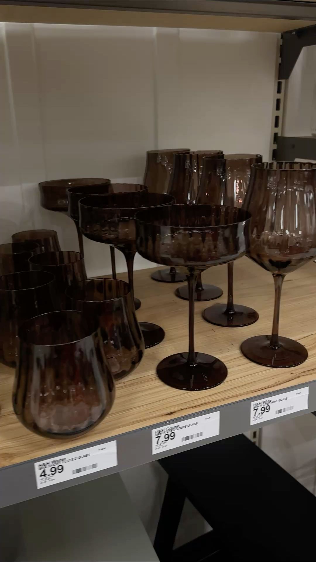 Wine Glass Set for Dining and Entertaining