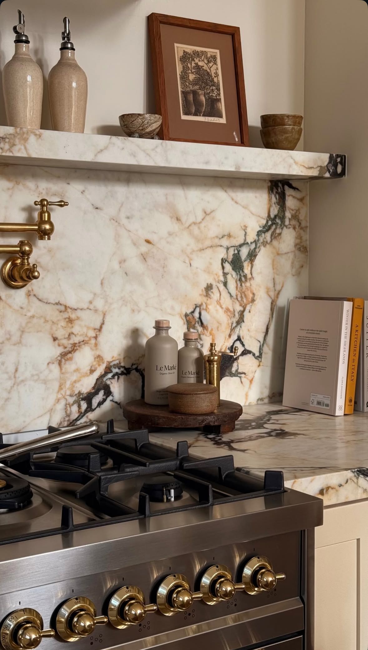 Kitchen Stove with Wall-Mounted Shelf Storage