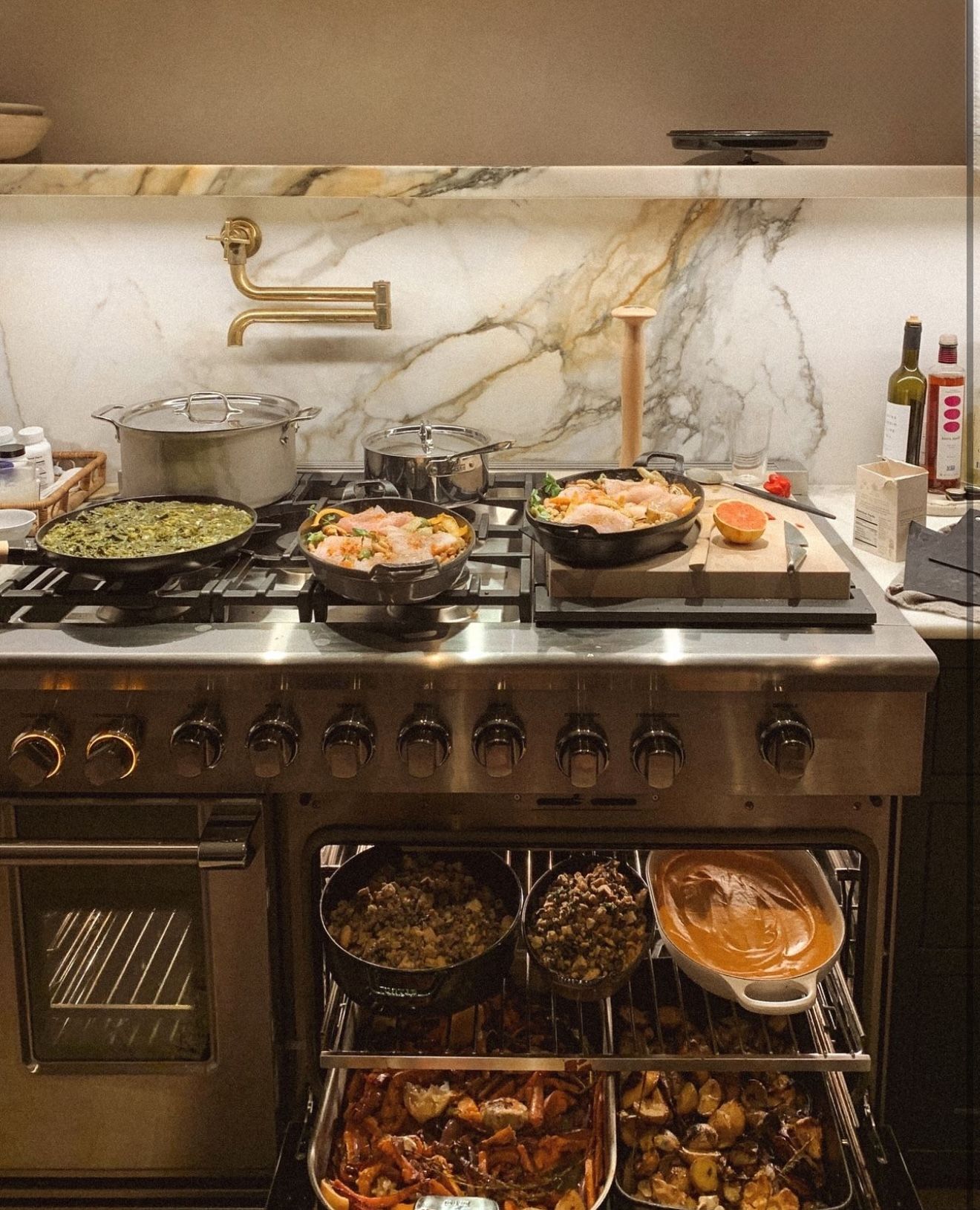 Cozy Kitchen and Dining Decor Inspiration