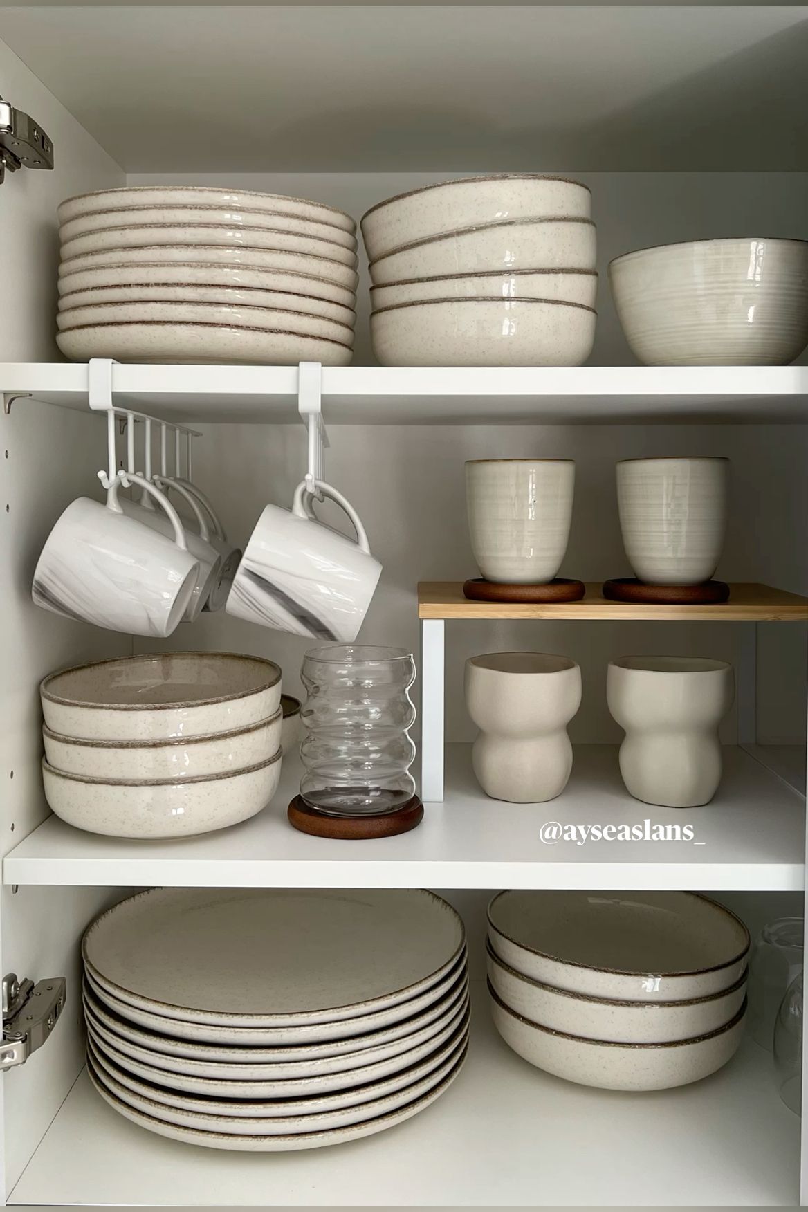 House Organisation, Kitchen Organisation, Apartment Living Room Design, Future Apartment Decor, Home Board, Dream Apartment Decor, Dream House Rooms