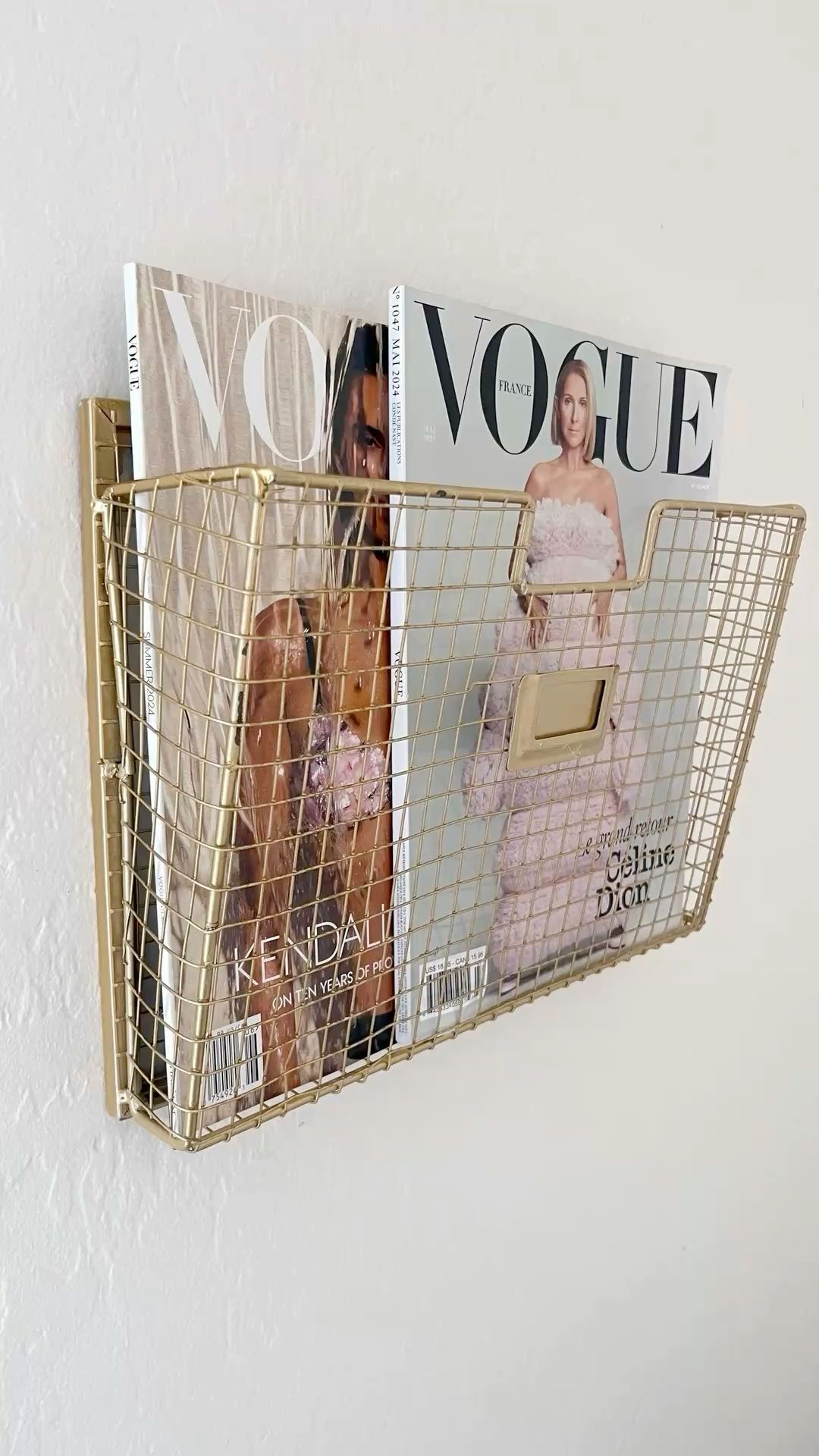 Fun Room Accessories, Teen Home Decor, Cute Room Decor Inspo, Bedroom Aesthetic Wall Decor, Cool Unique Room Decor, Ways To Take Up Wall Space