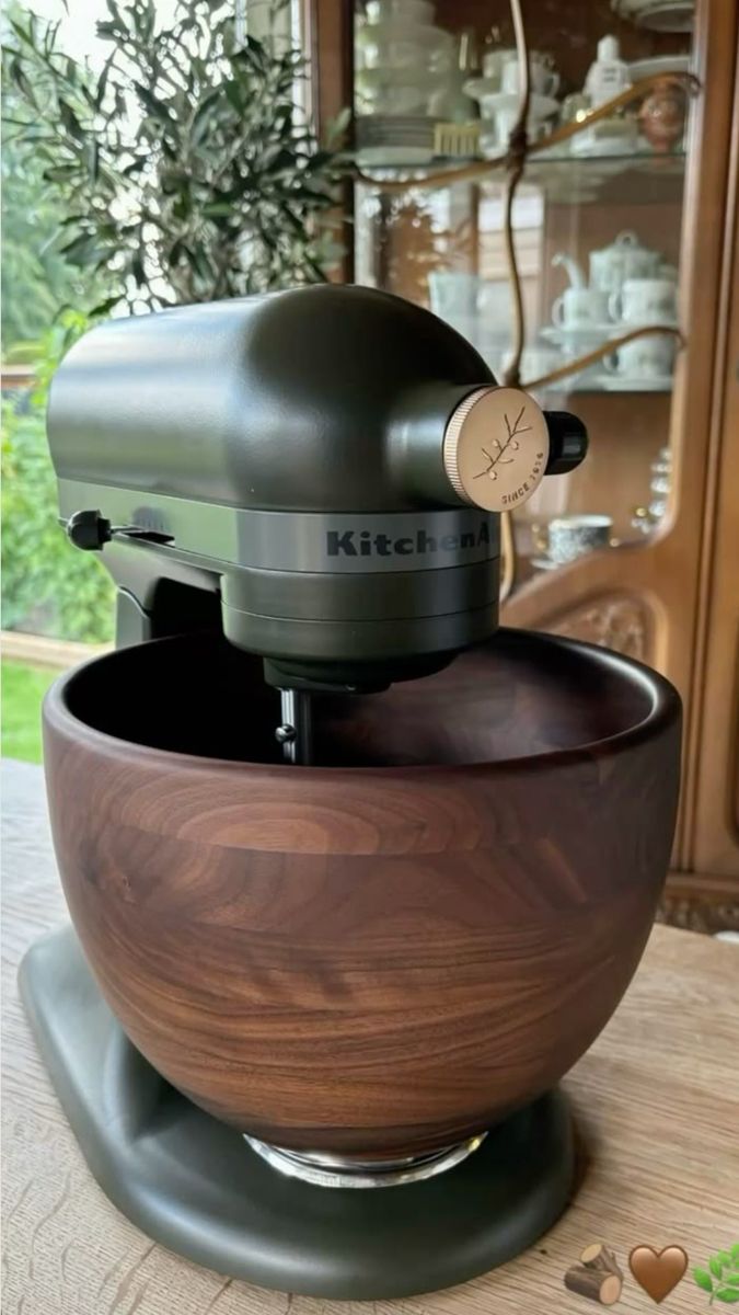 Stand Mixer for Home Baking and Kitchen Prep