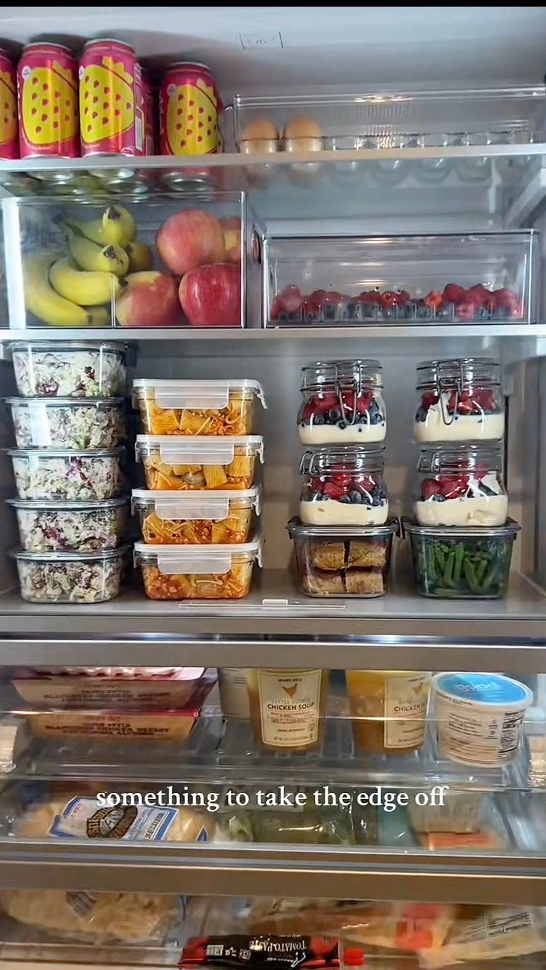 Healthy Fridge Ideas, Fridge Orangization, Organized Fridge Ideas, Food Prep Fridge Organization, Organized Food, Perfect Organization