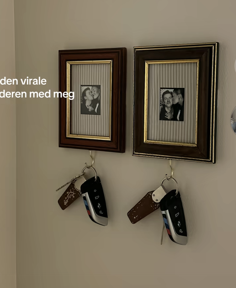 Wall Key Holder with Hooks for Entryway Organization