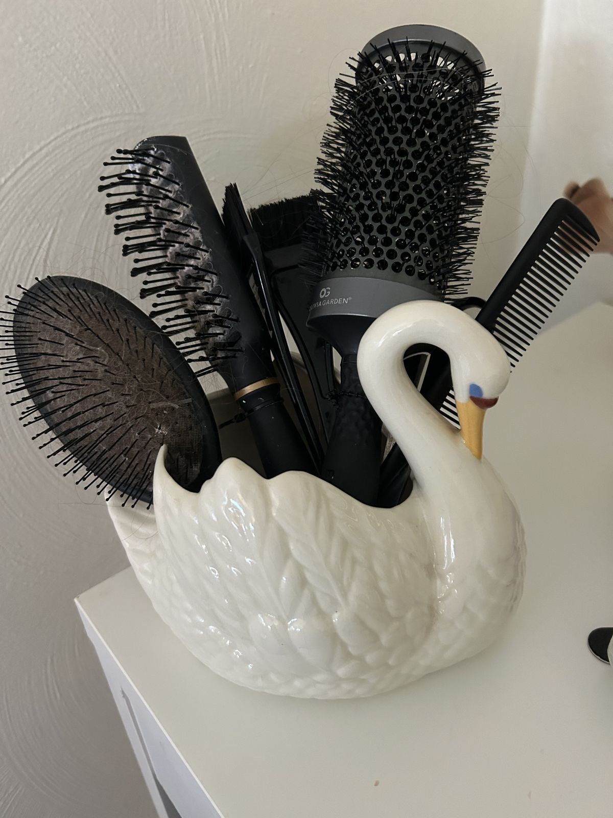 Swan Brush Holder, Swan Holder, Beauty Tools Organization, Vanity Items, Hair Tools Storage, Hair Brush Storage
