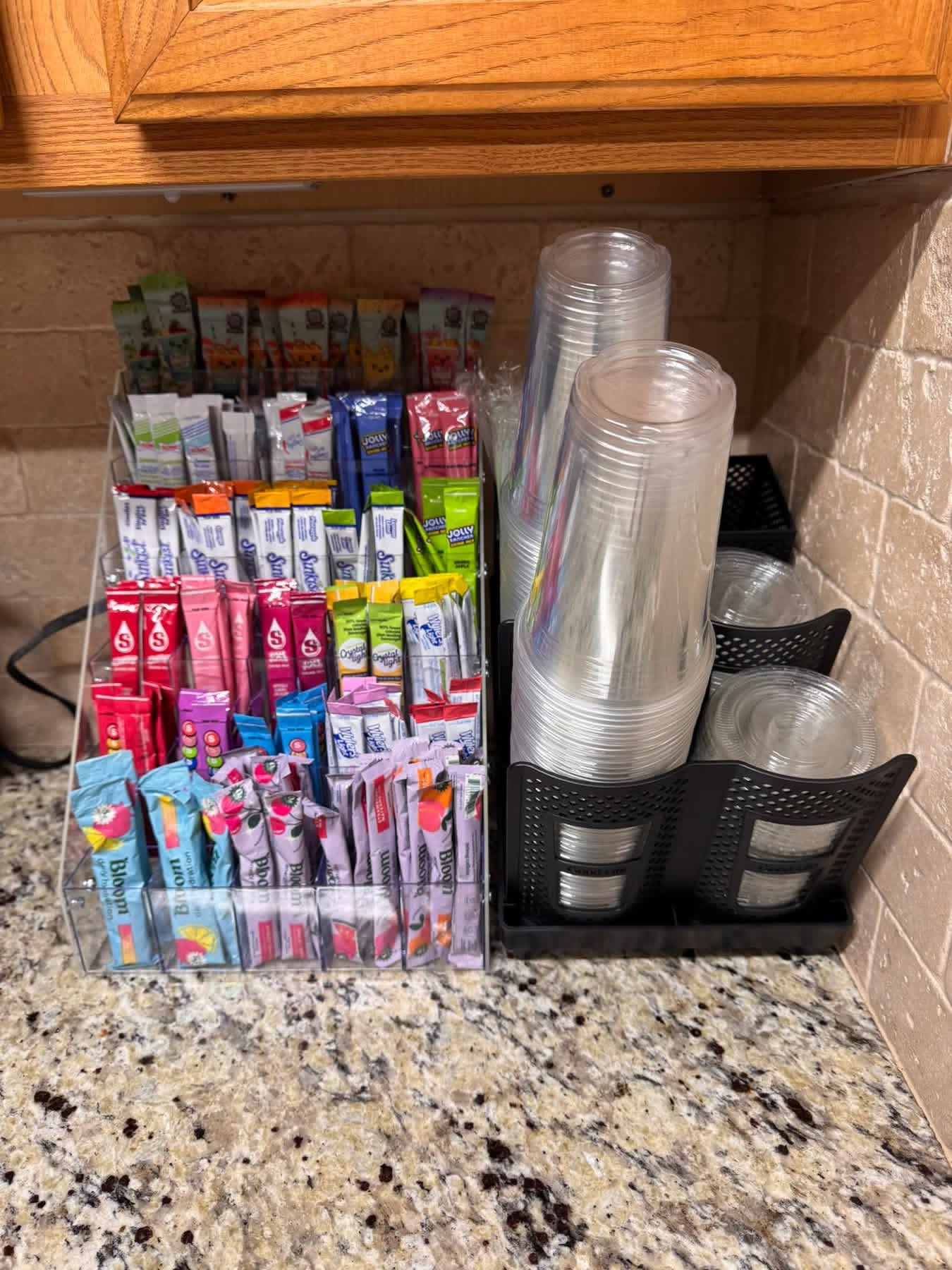 Kitchen Counter Storage for Cups and Containers