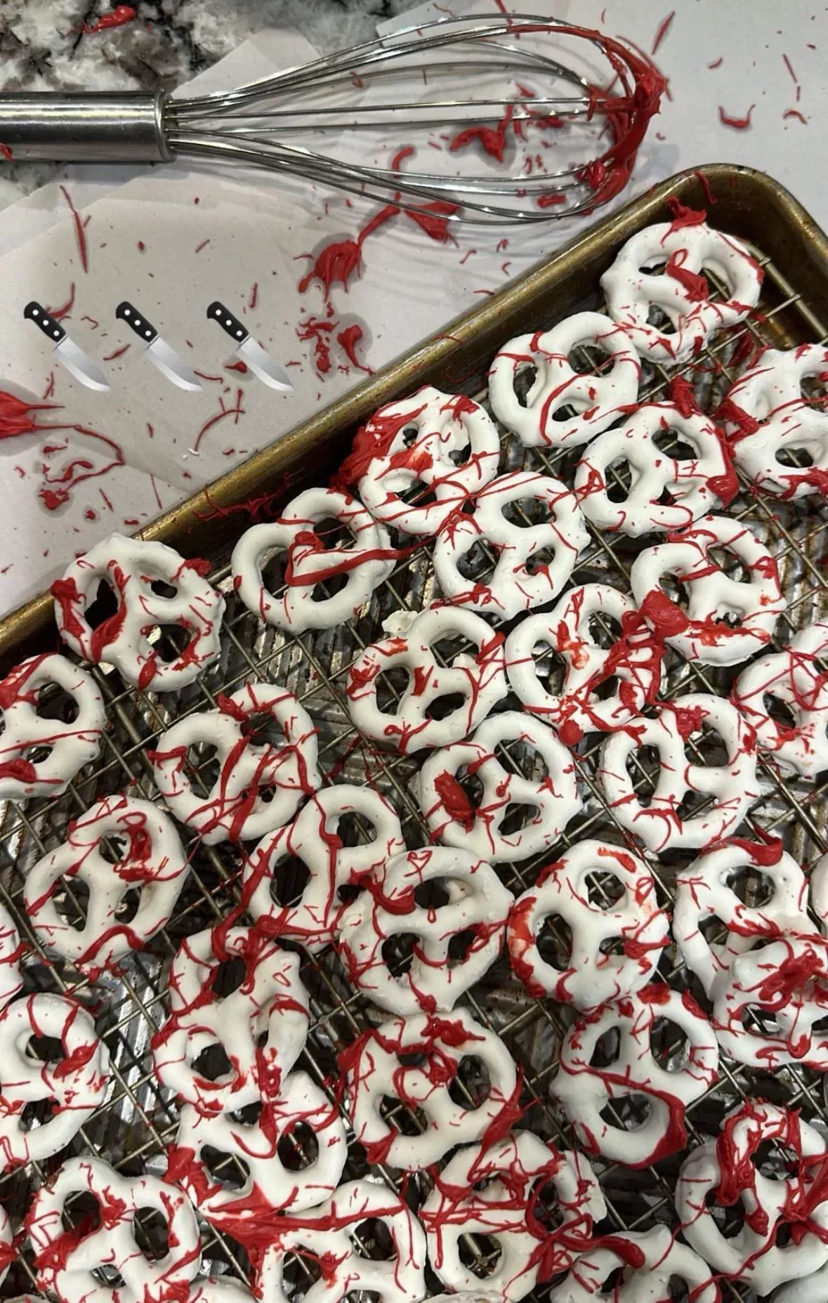 30 Creepy and Delicious Halloween Treats Your Guests Will Devour