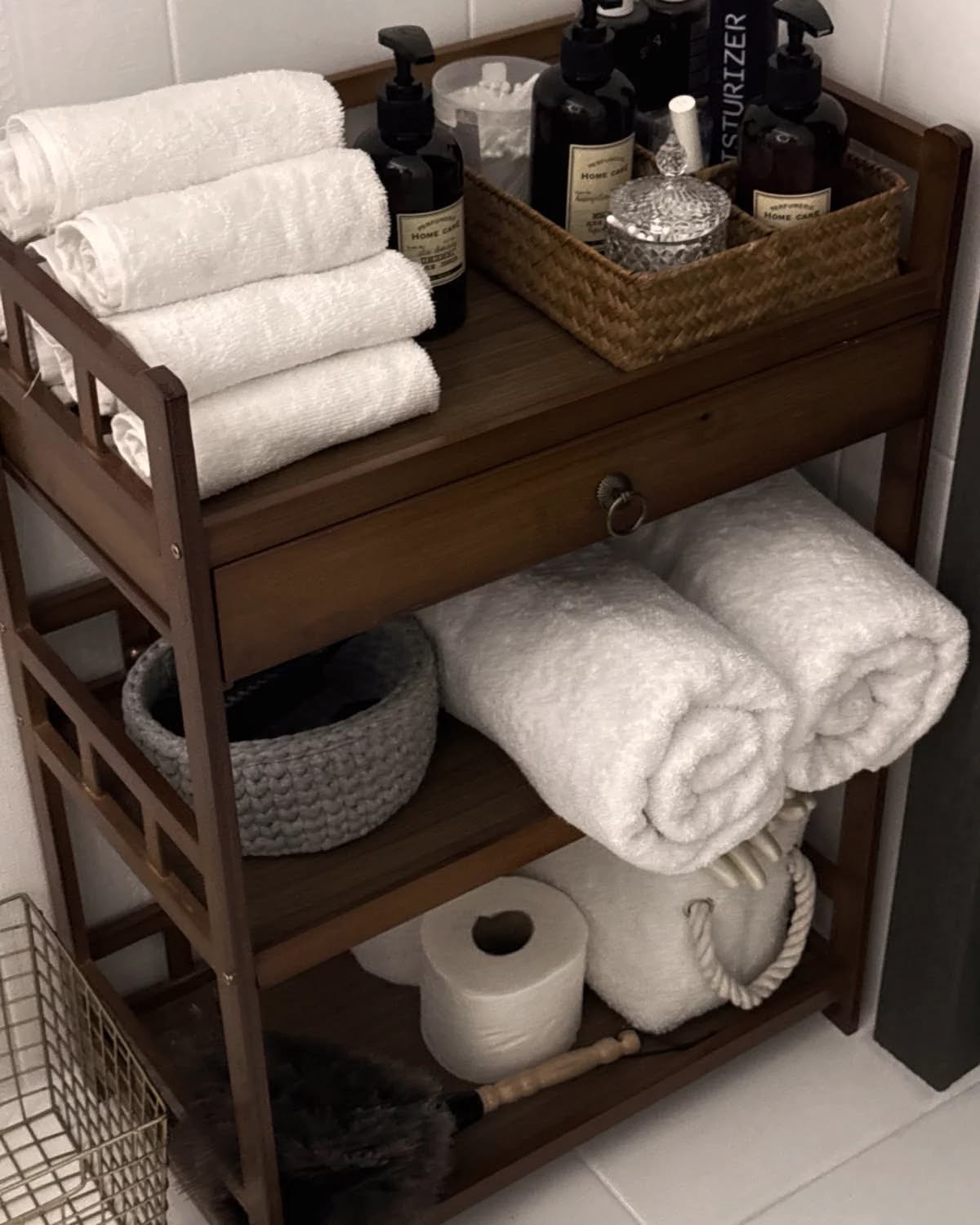 Modern Kitchen Decor and Organization Inspiration