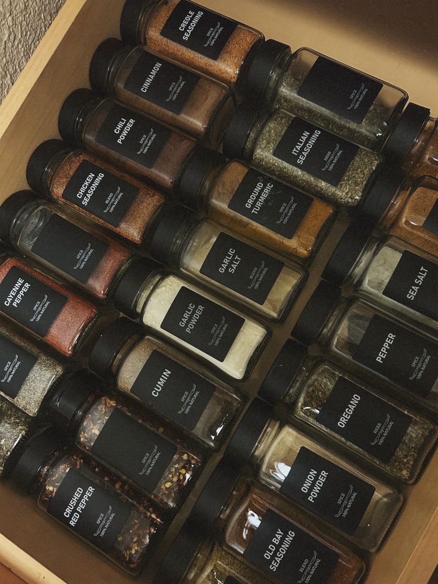 How To Organize Spices Efficiently, Kitchen Pantry Organization Ideas, Labelled Spice Jars Storage, Modern Spice Rack Organization