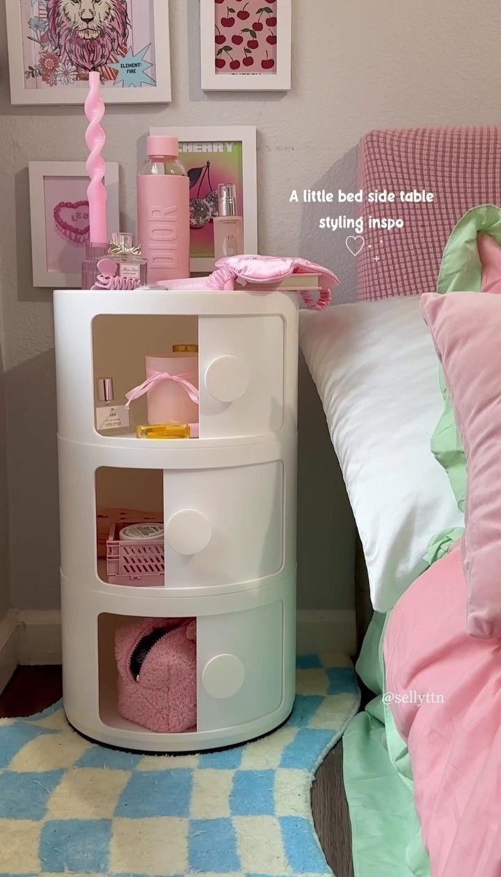 Danish Pastel Room Furniture, Cute Room Storage, Pastel Storage Ideas, Danish Pastel Bedroom Furniture, Pastel Bedroom Organization