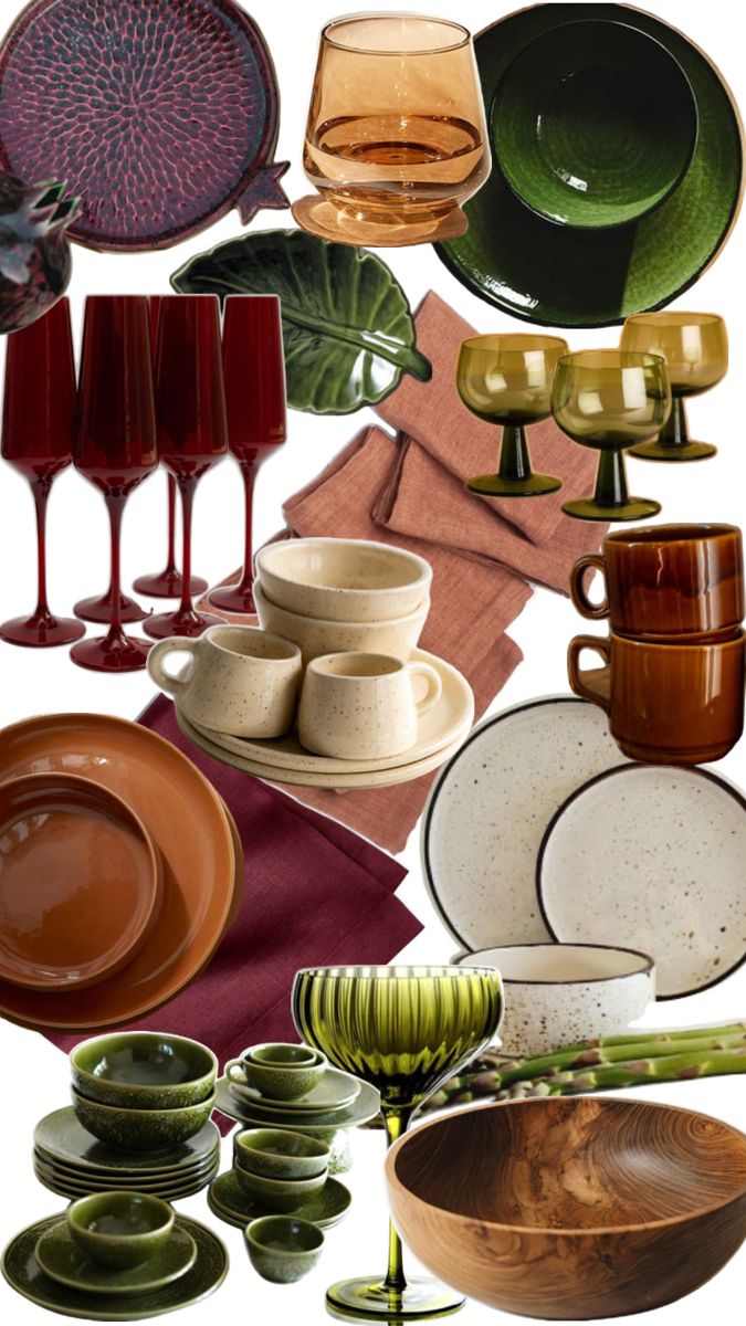 Coordinated Dinnerware Set and Tableware Color Scheme