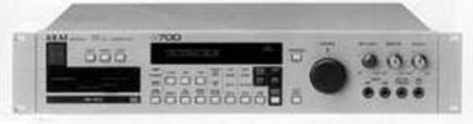 picture of Akai S-700 at sonicstate.com