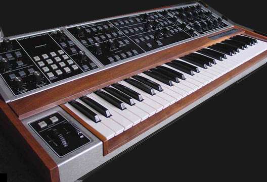picture of Moog Lintronic Advanced MemoryMoog at sonicstate.com