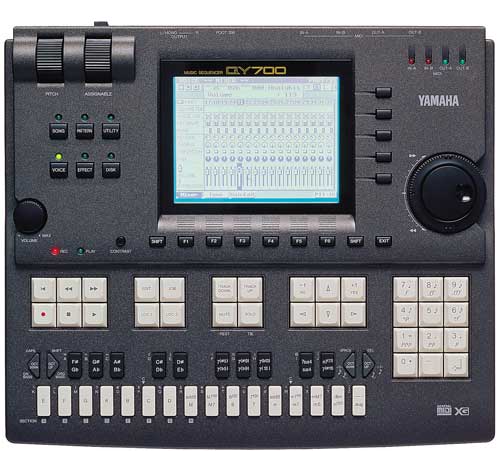 picture of yamaha QY-700 at sonicstate.com