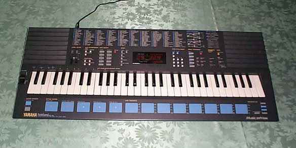 picture of Yamaha PSS-680 Keyboard at sonicstate.com