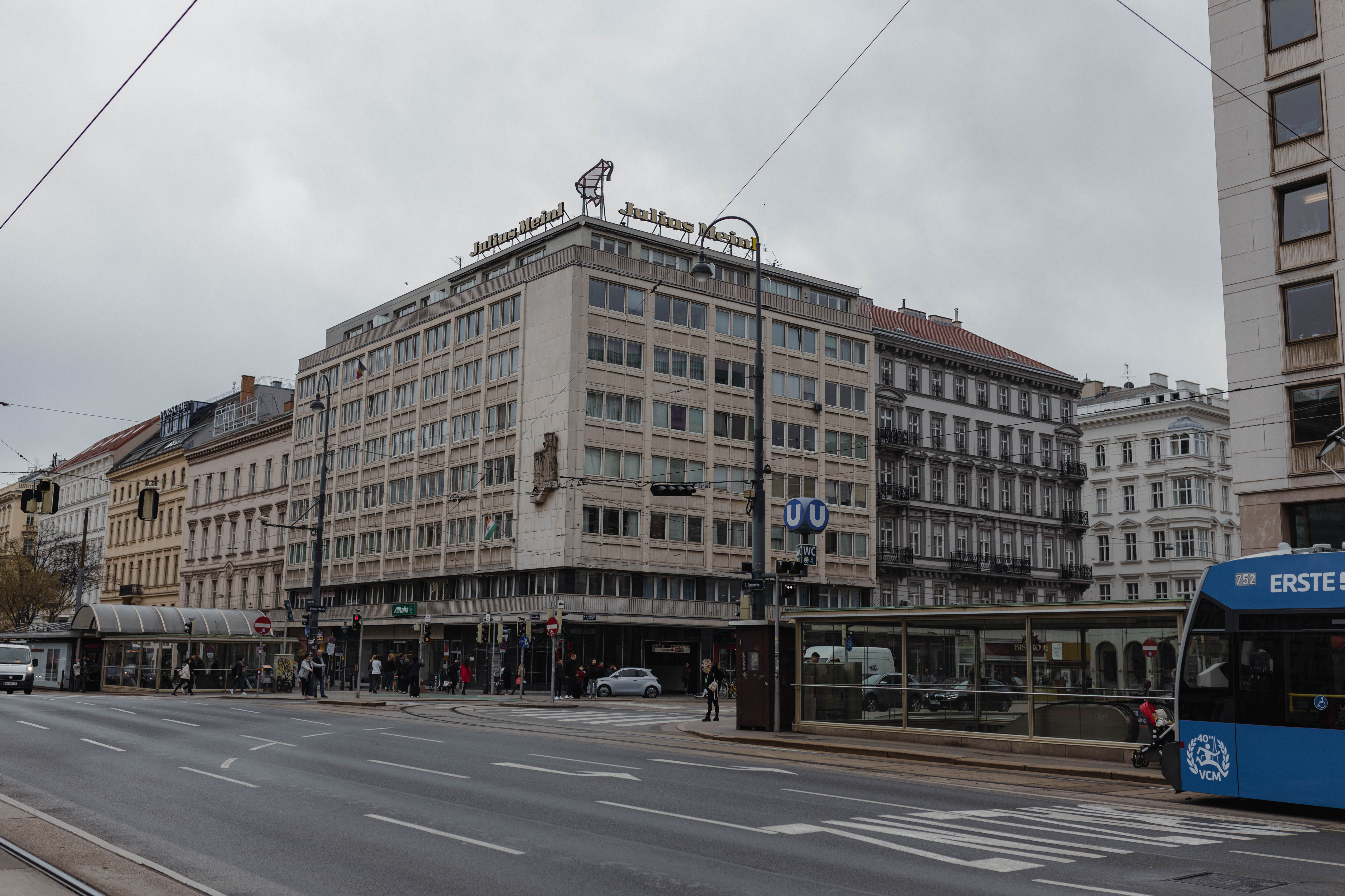 Vienna 73
