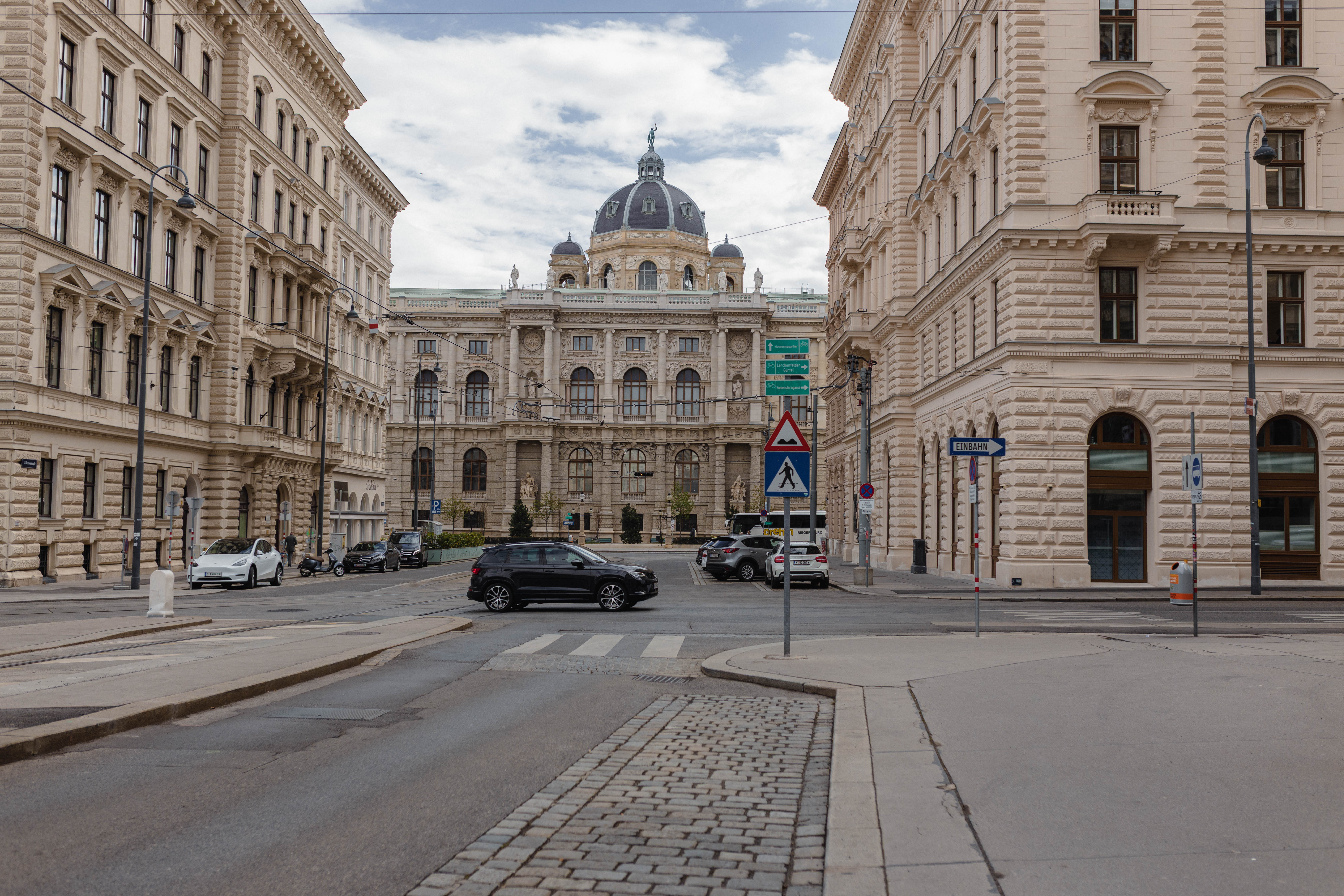 Vienna 230