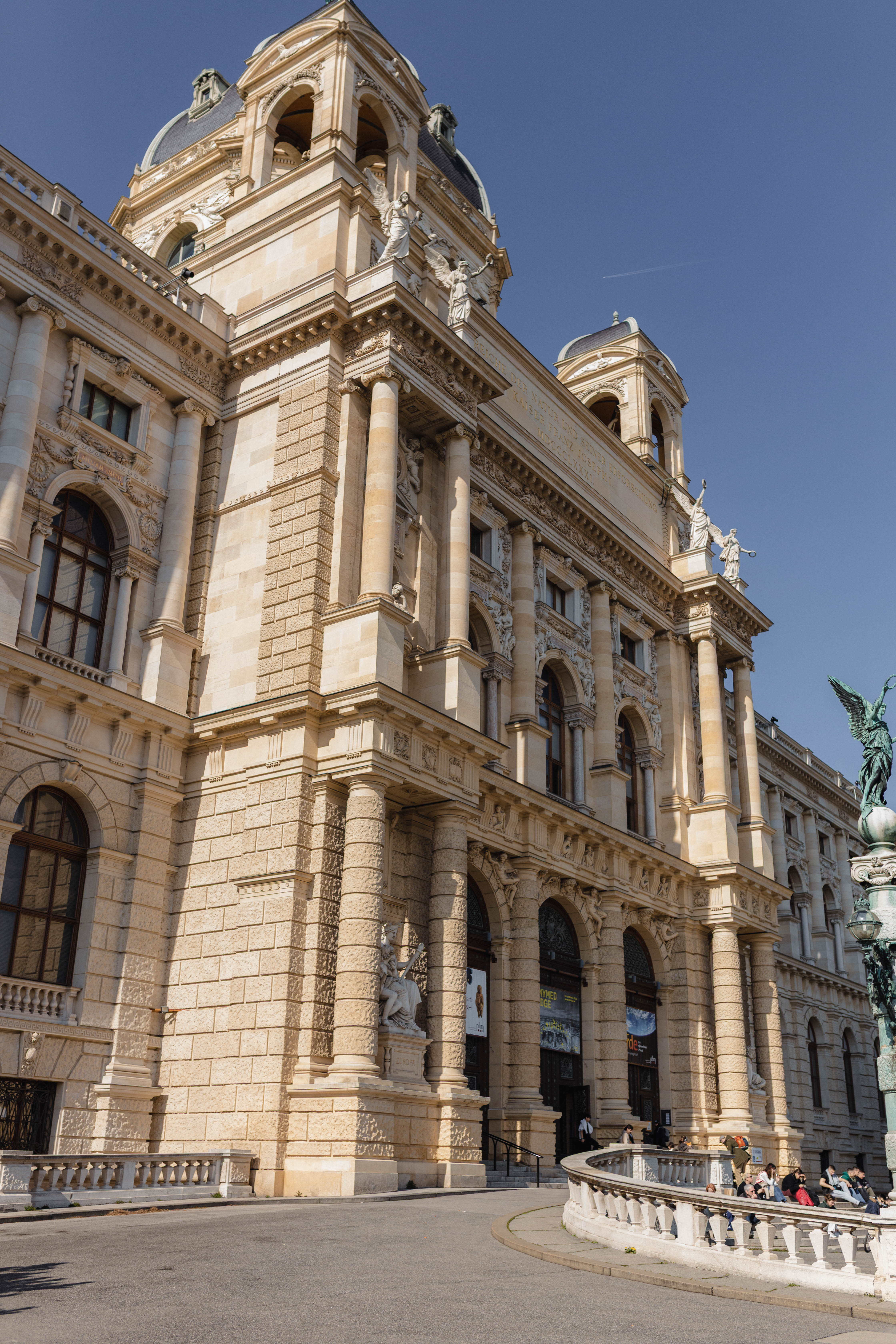 Vienna 245