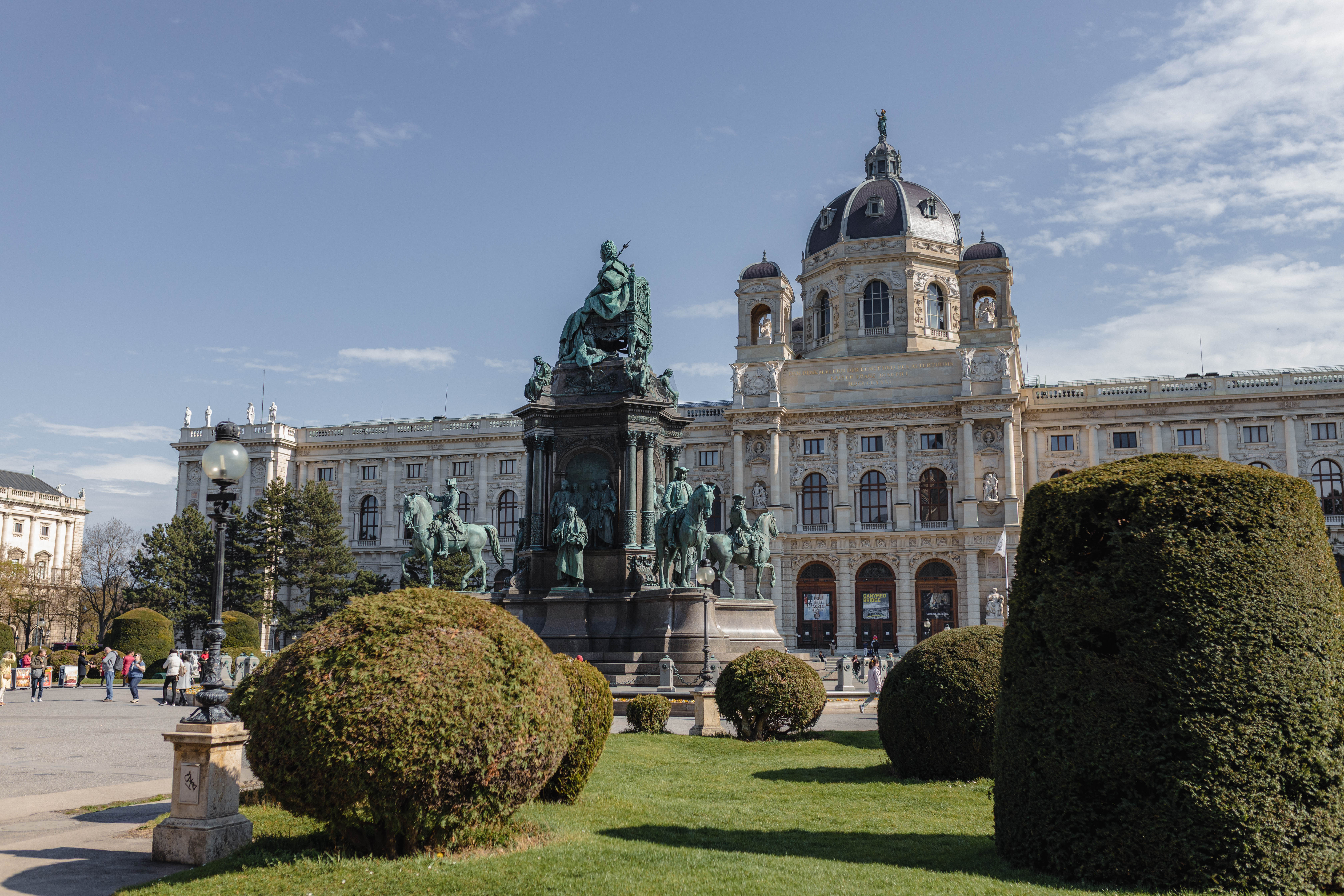 Vienna 247