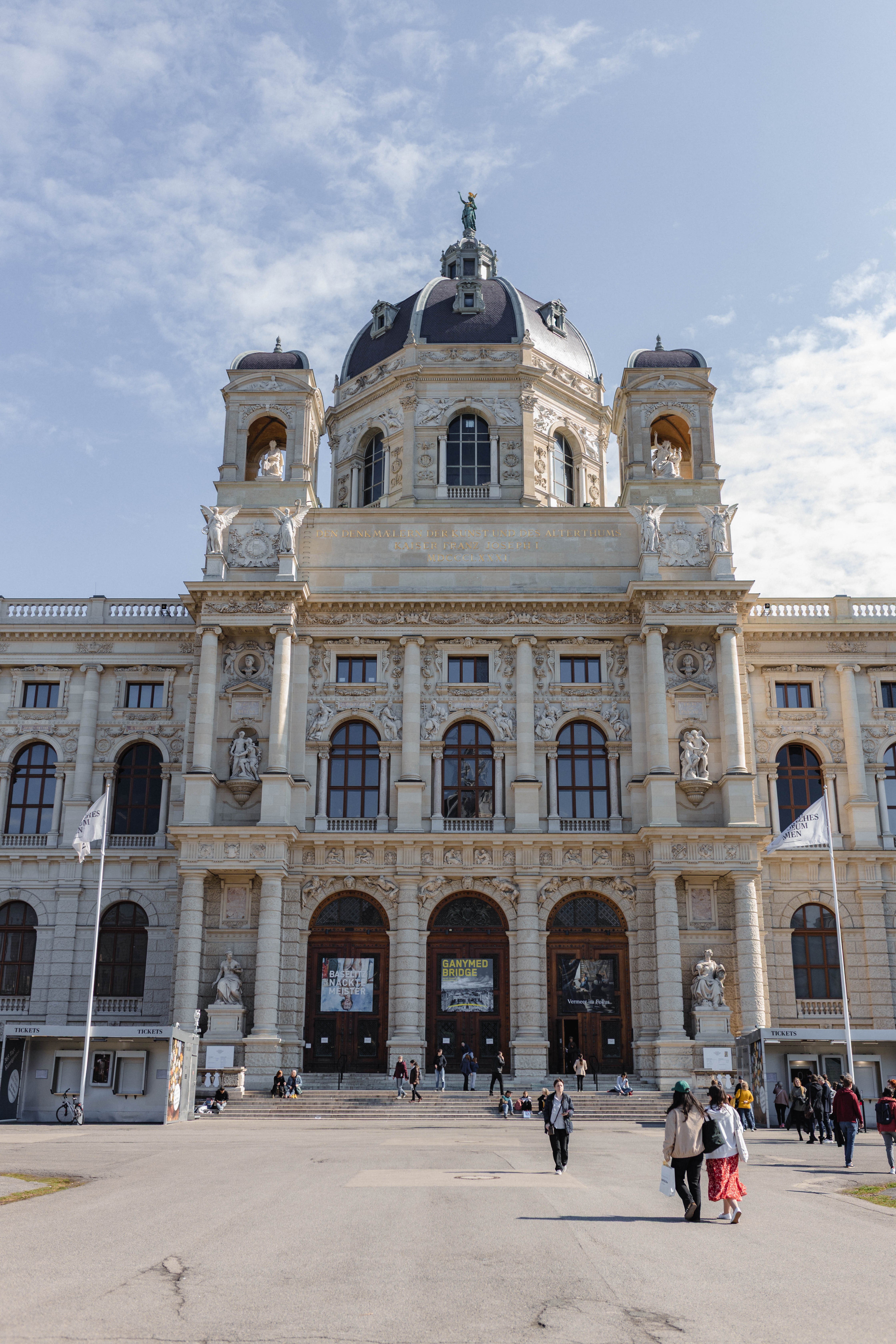 Vienna 256