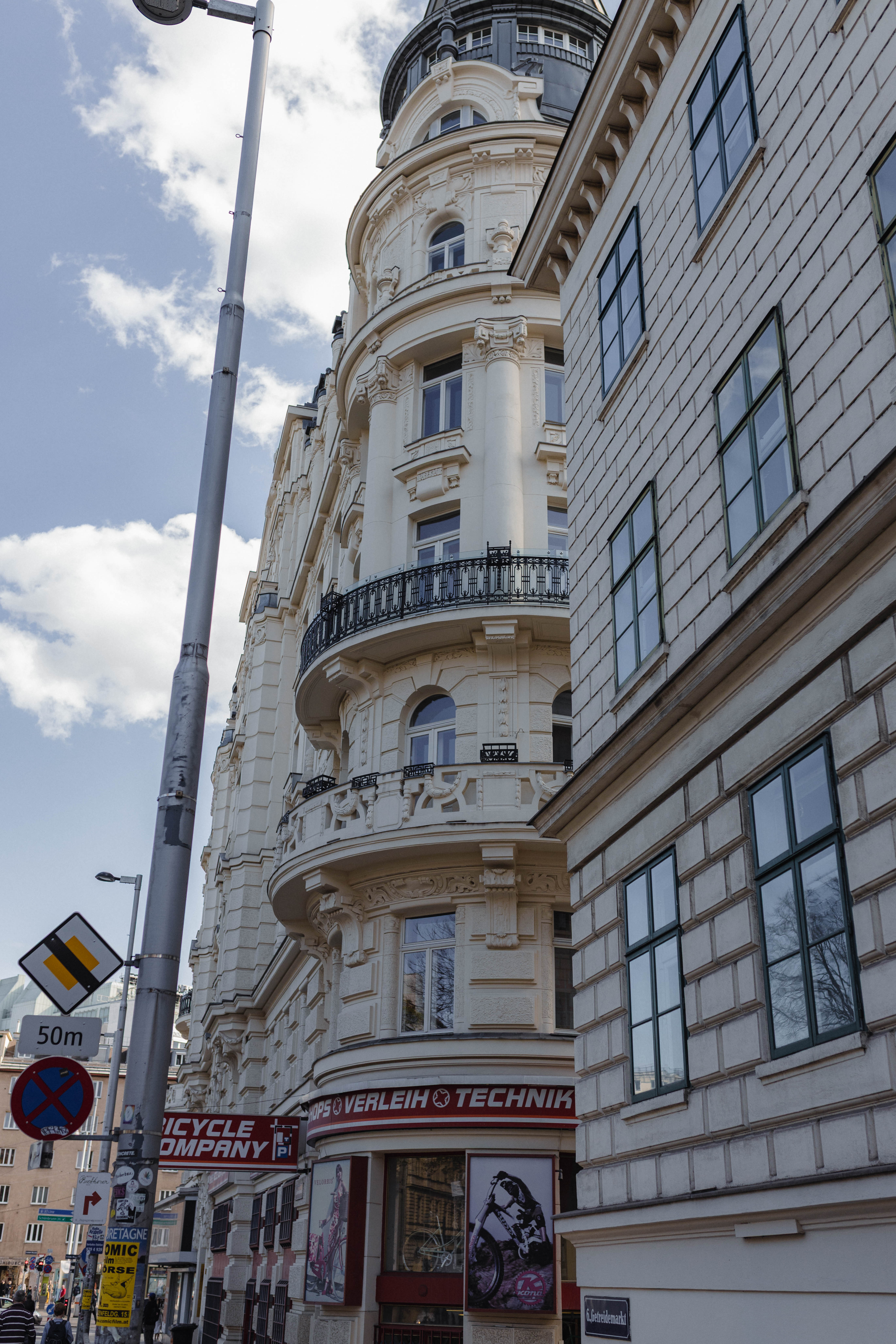 Vienna 271