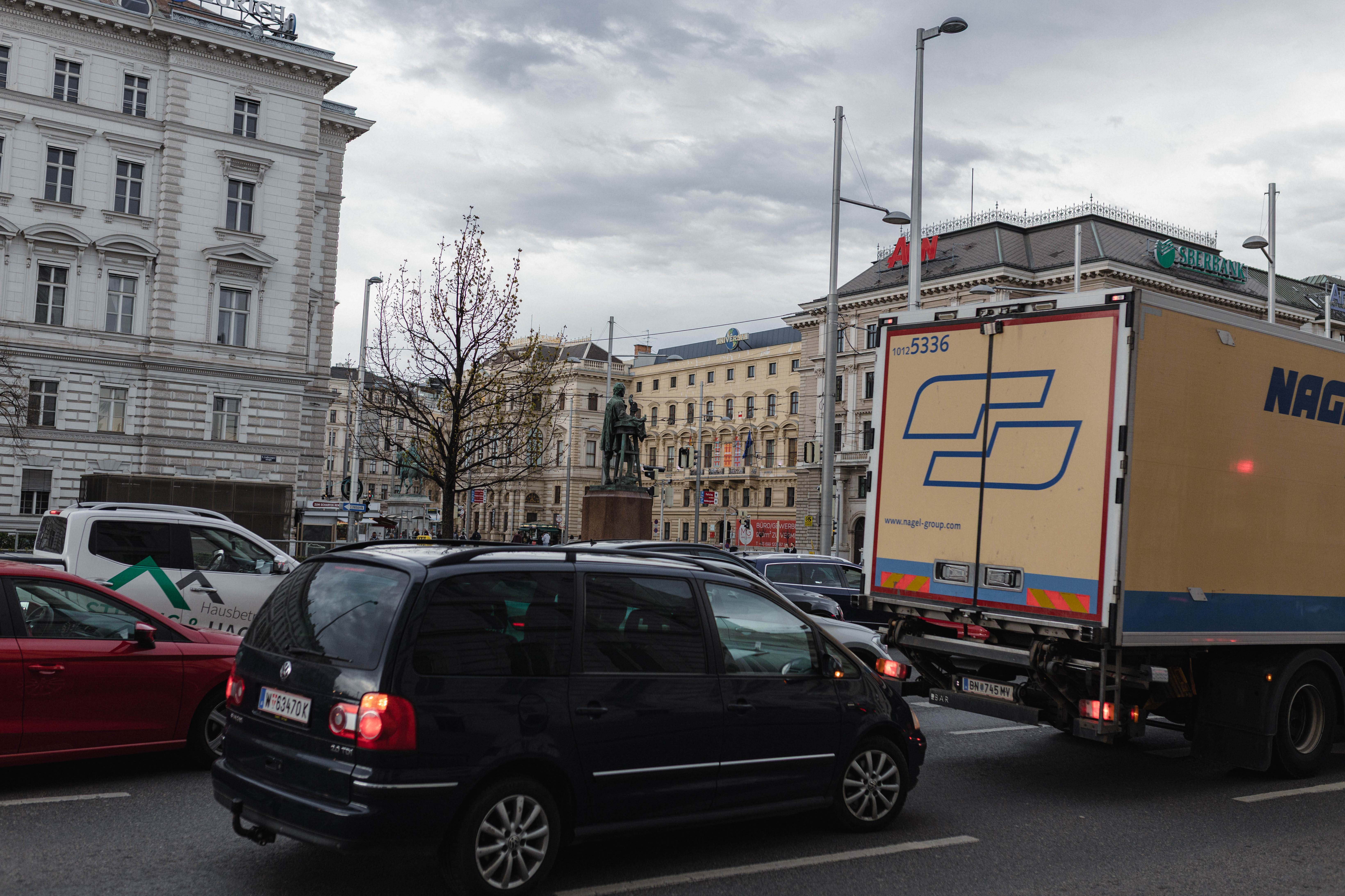 Vienna 328