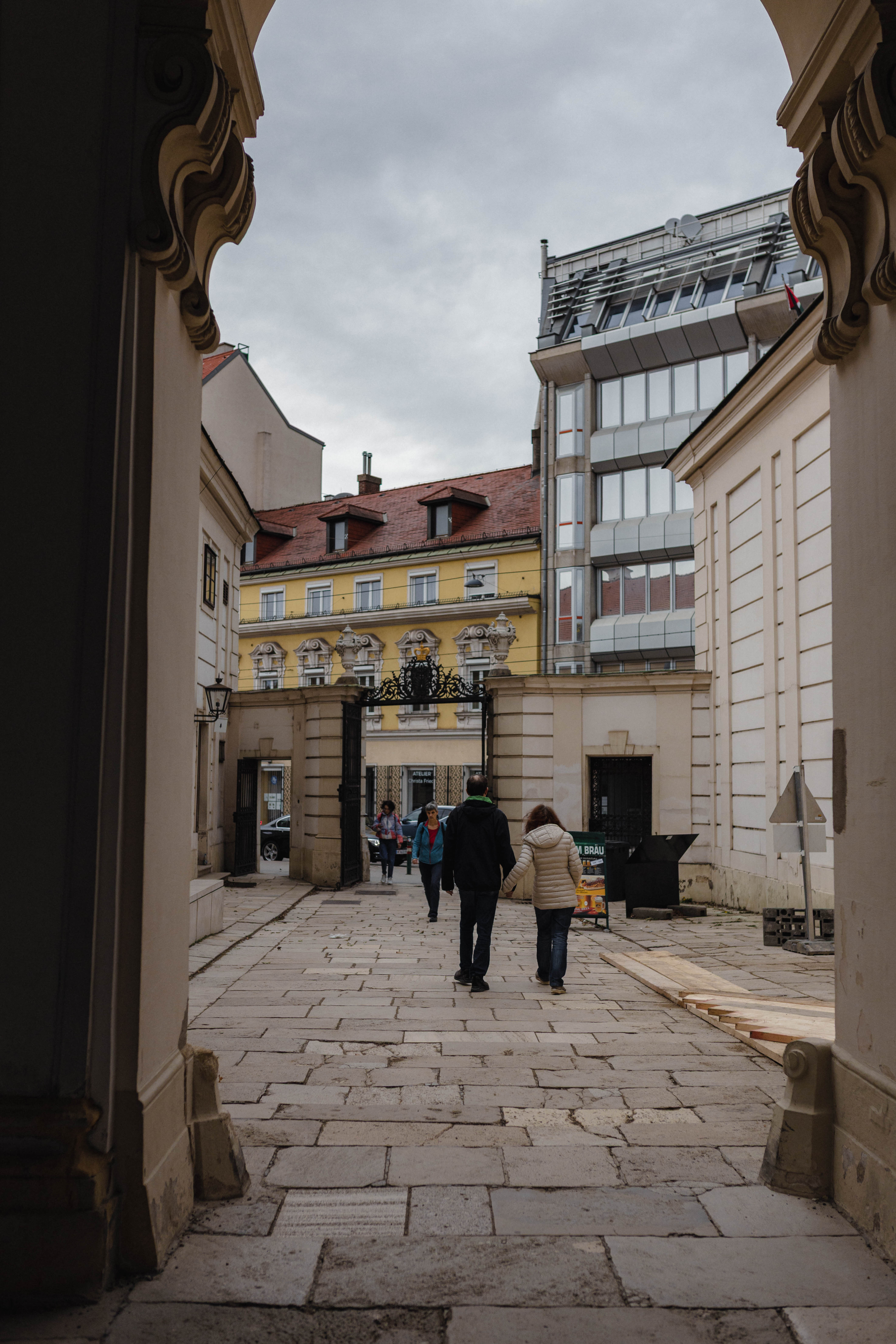 Vienna 352