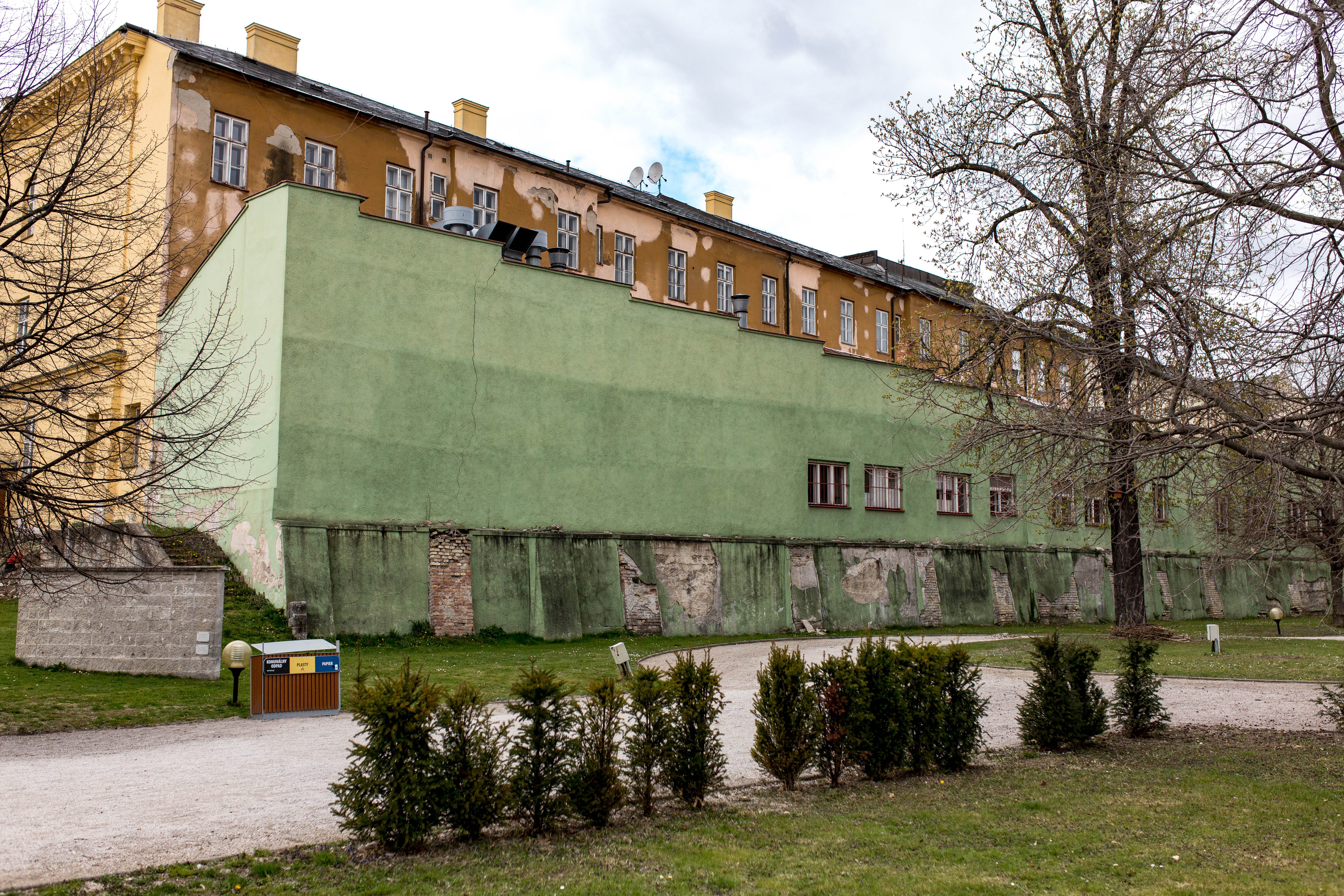 Bratislava 60
