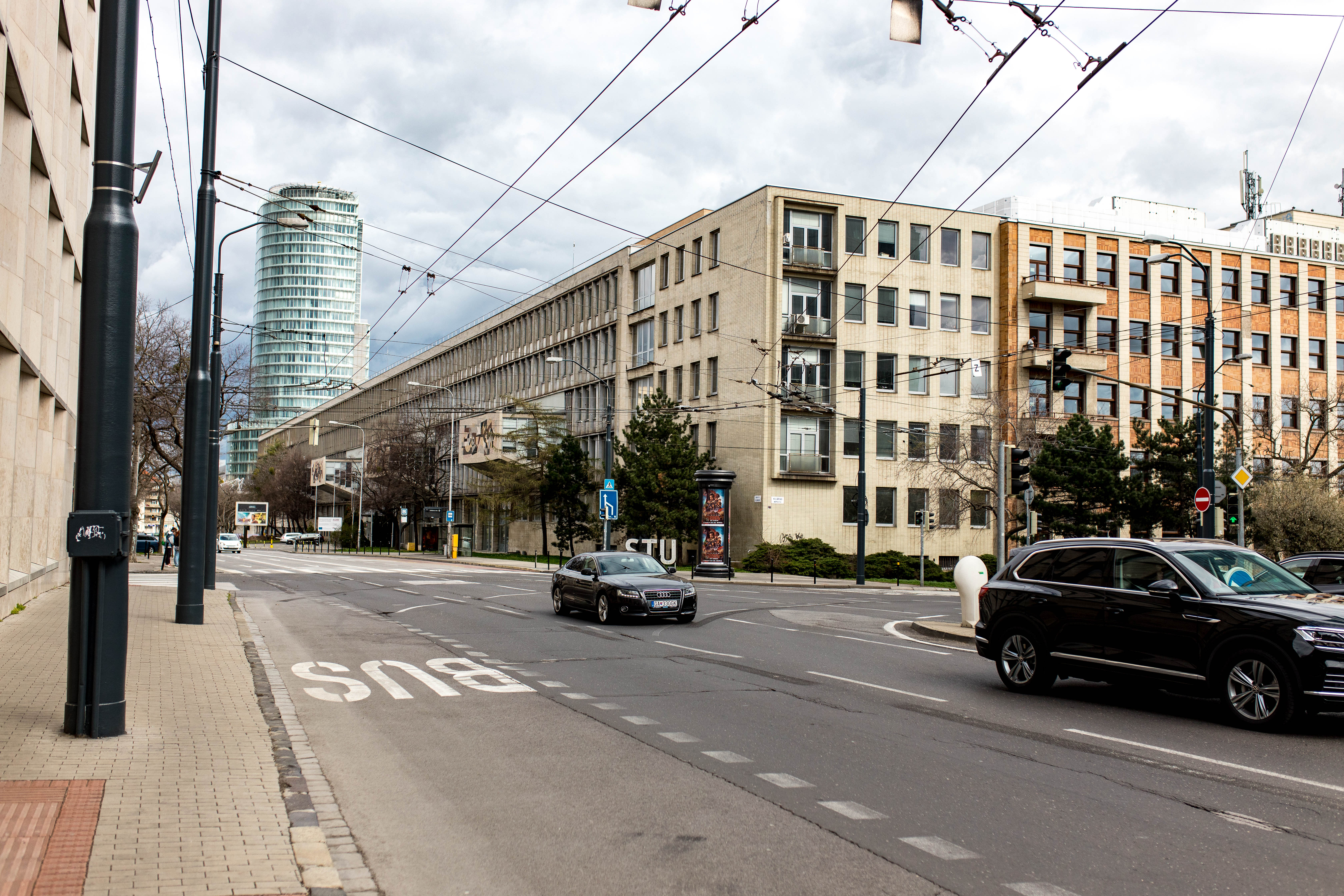 Bratislava 87
