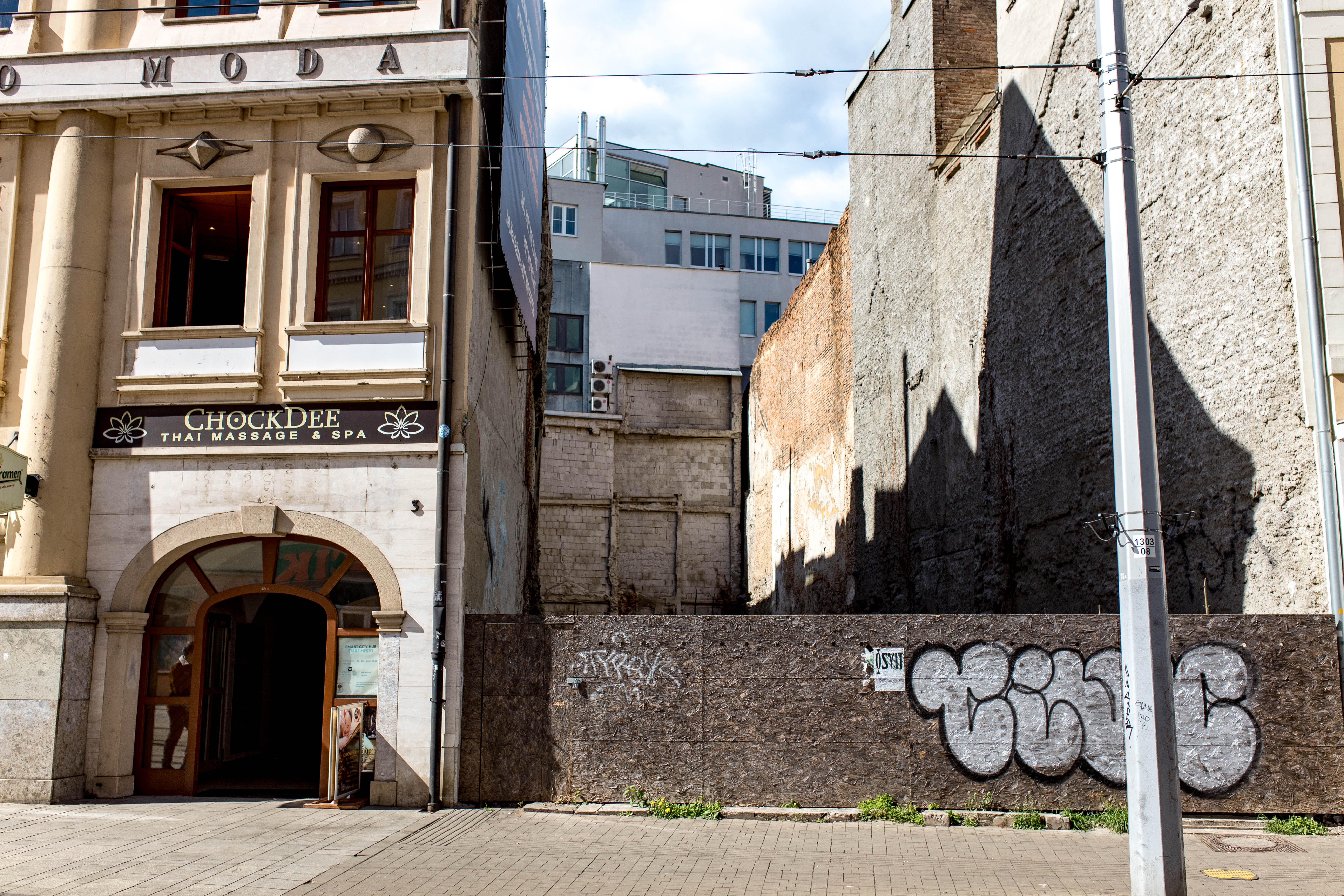Bratislava 122
