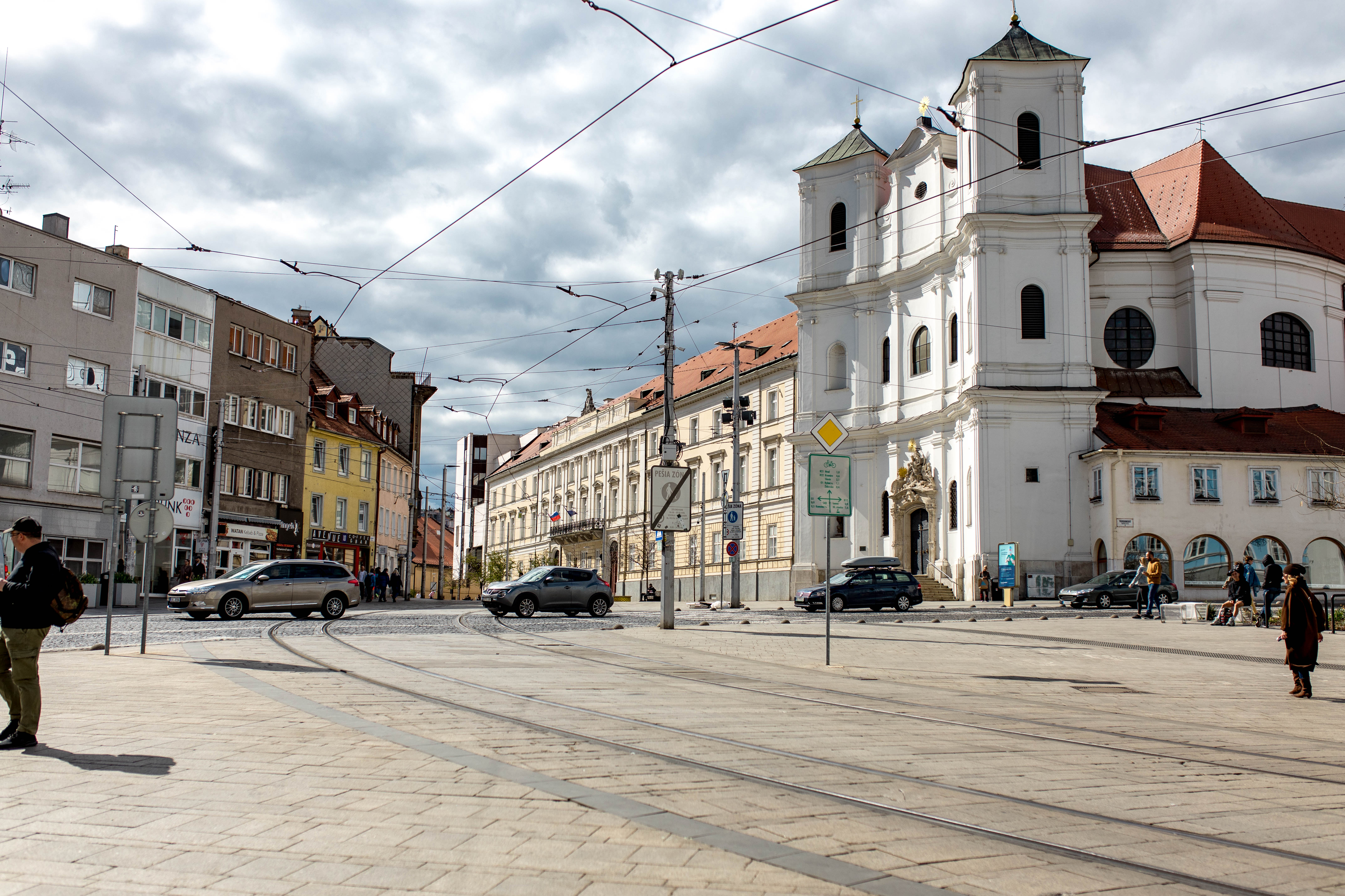 Bratislava 124