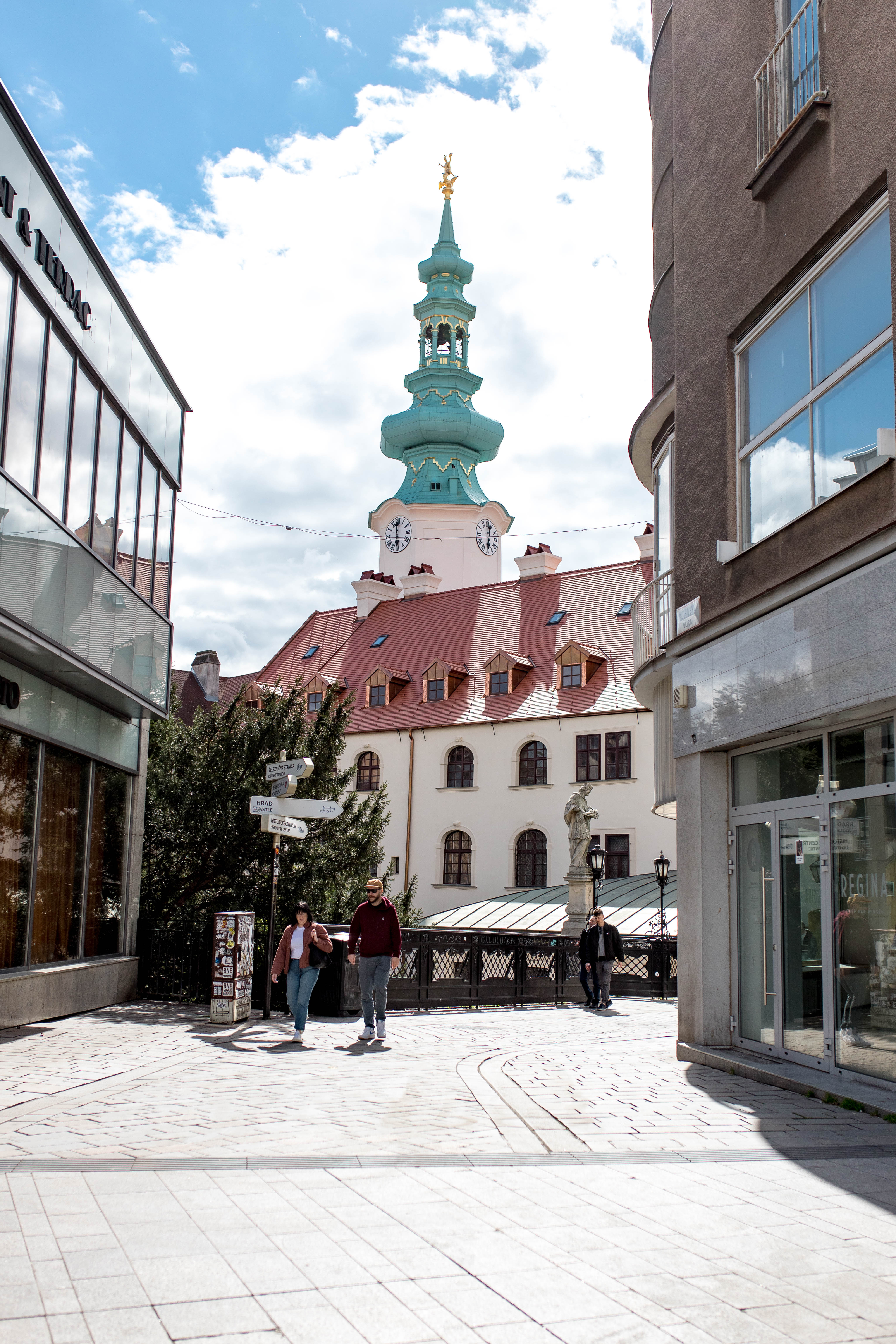 Bratislava 128