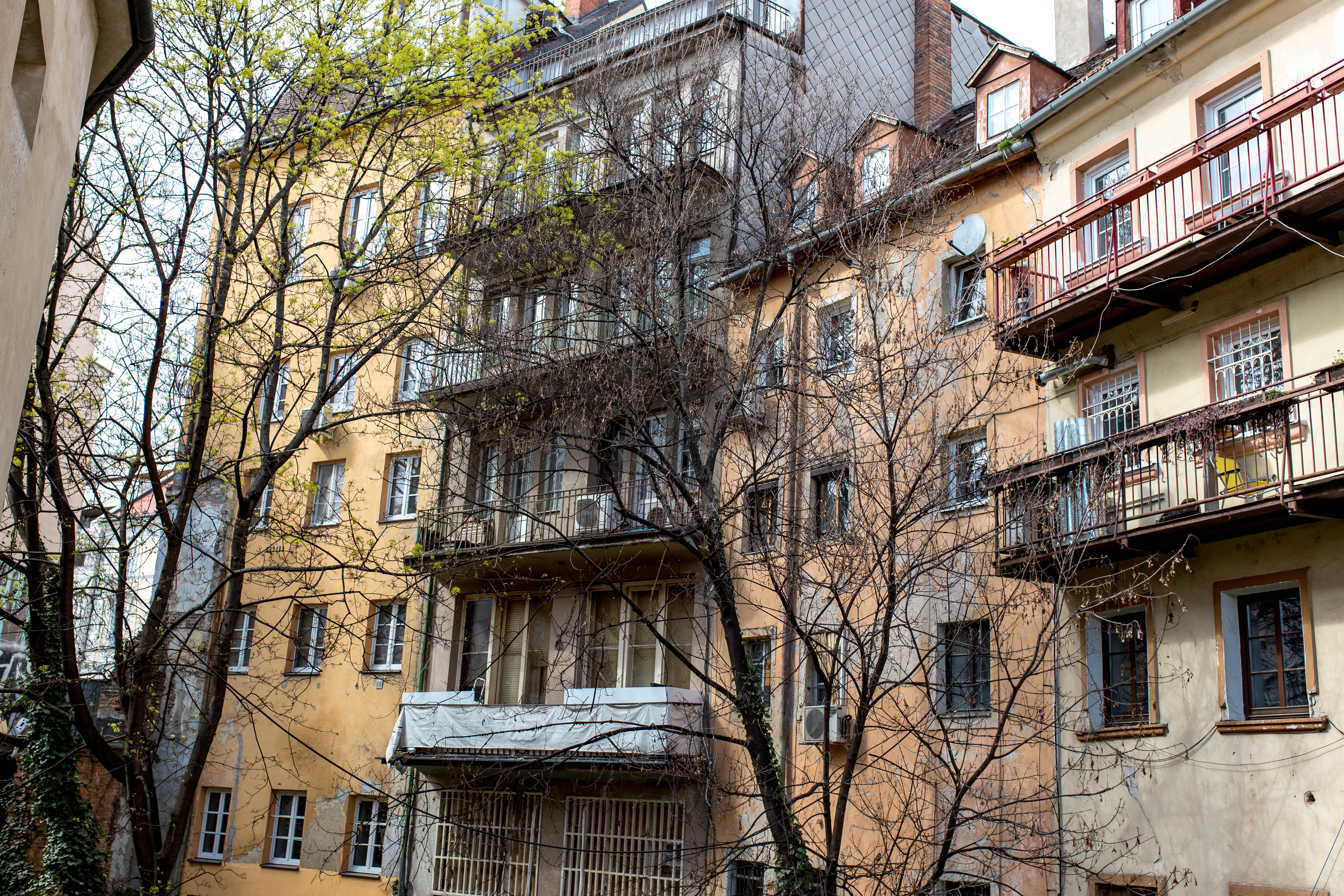 Bratislava 140