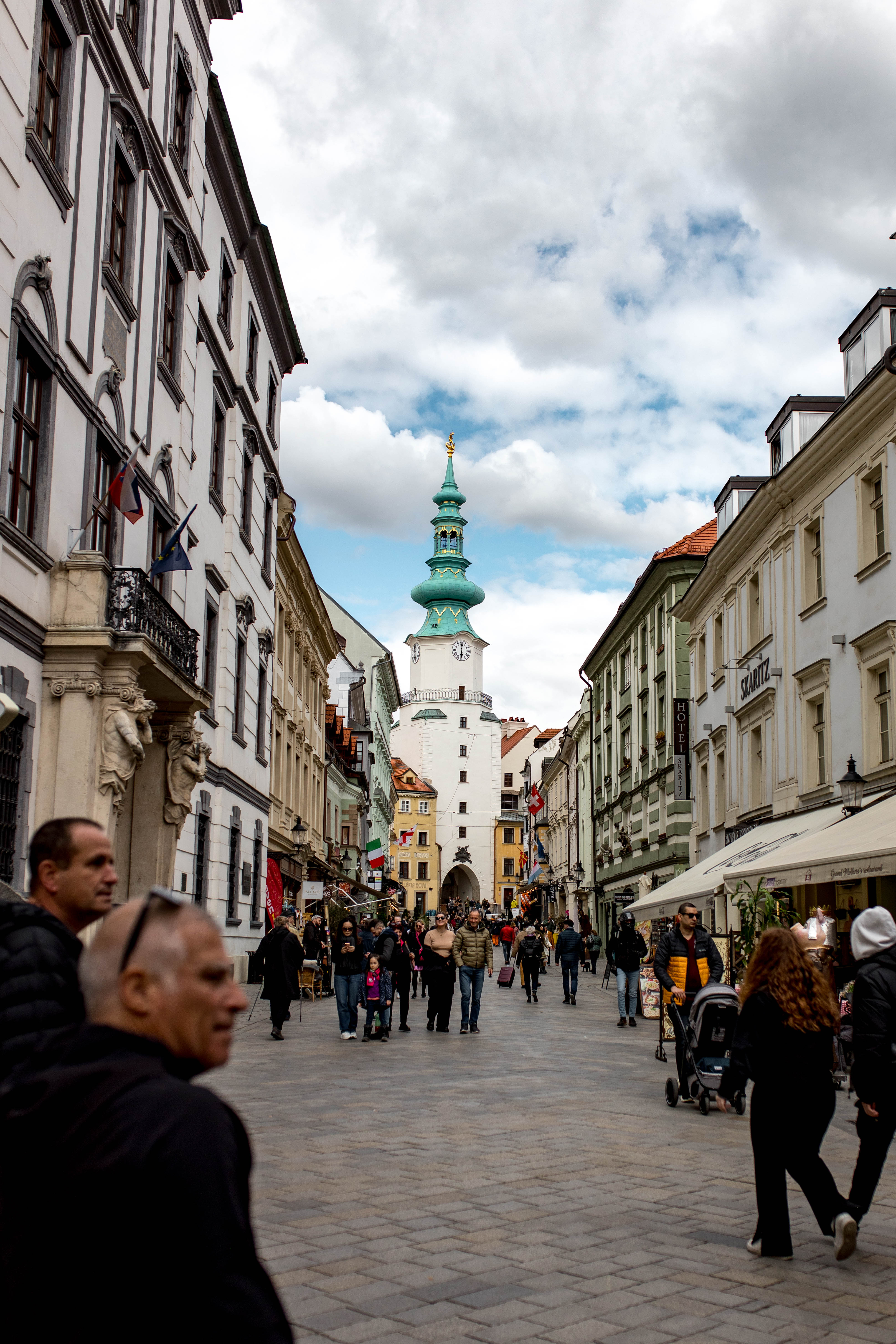 Bratislava 166